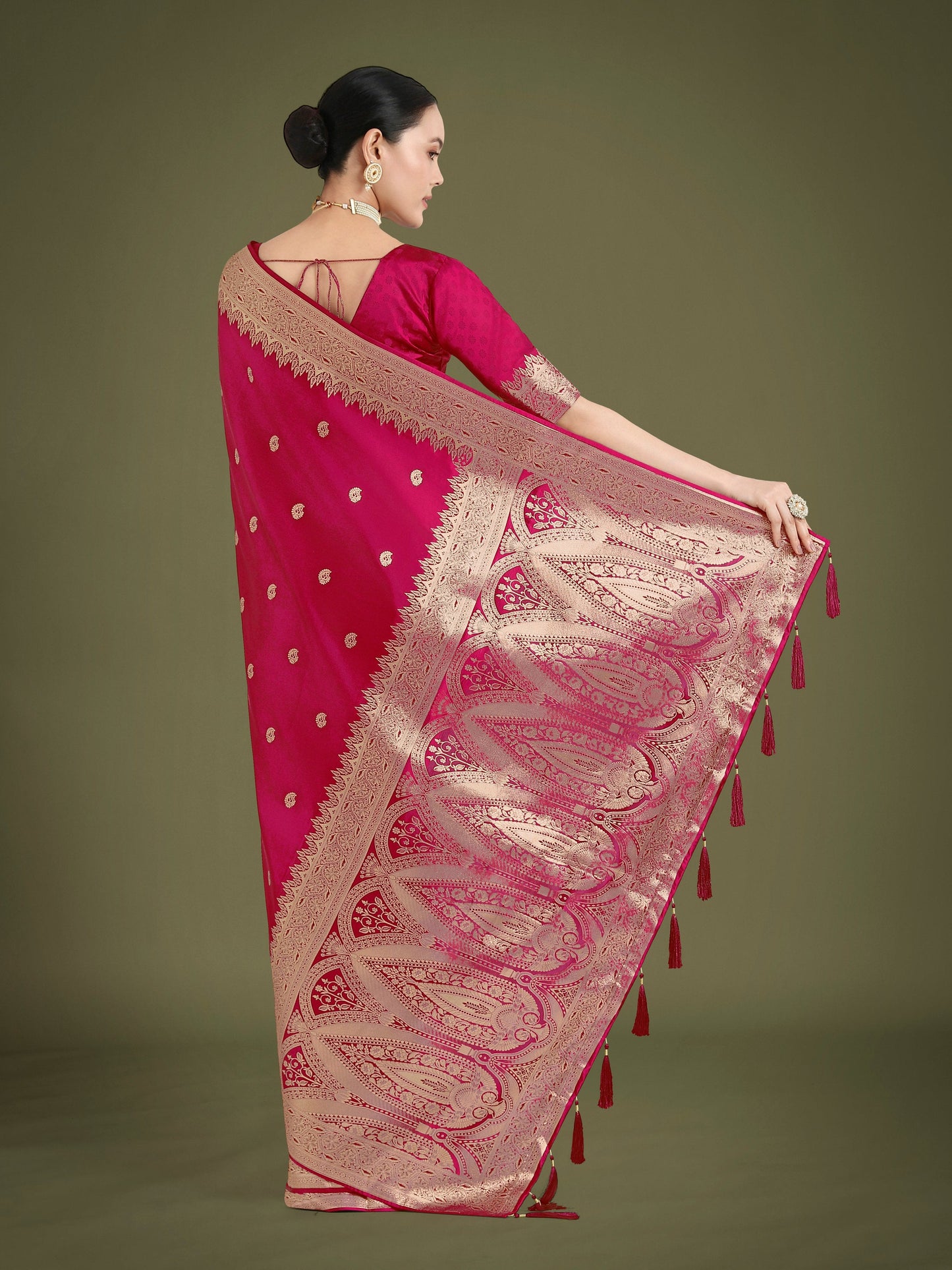 Monjolika Fashion Divine Rani Pink Soft Banarasi Satin Silk Saree With Blouse Piece | Swadesiicart