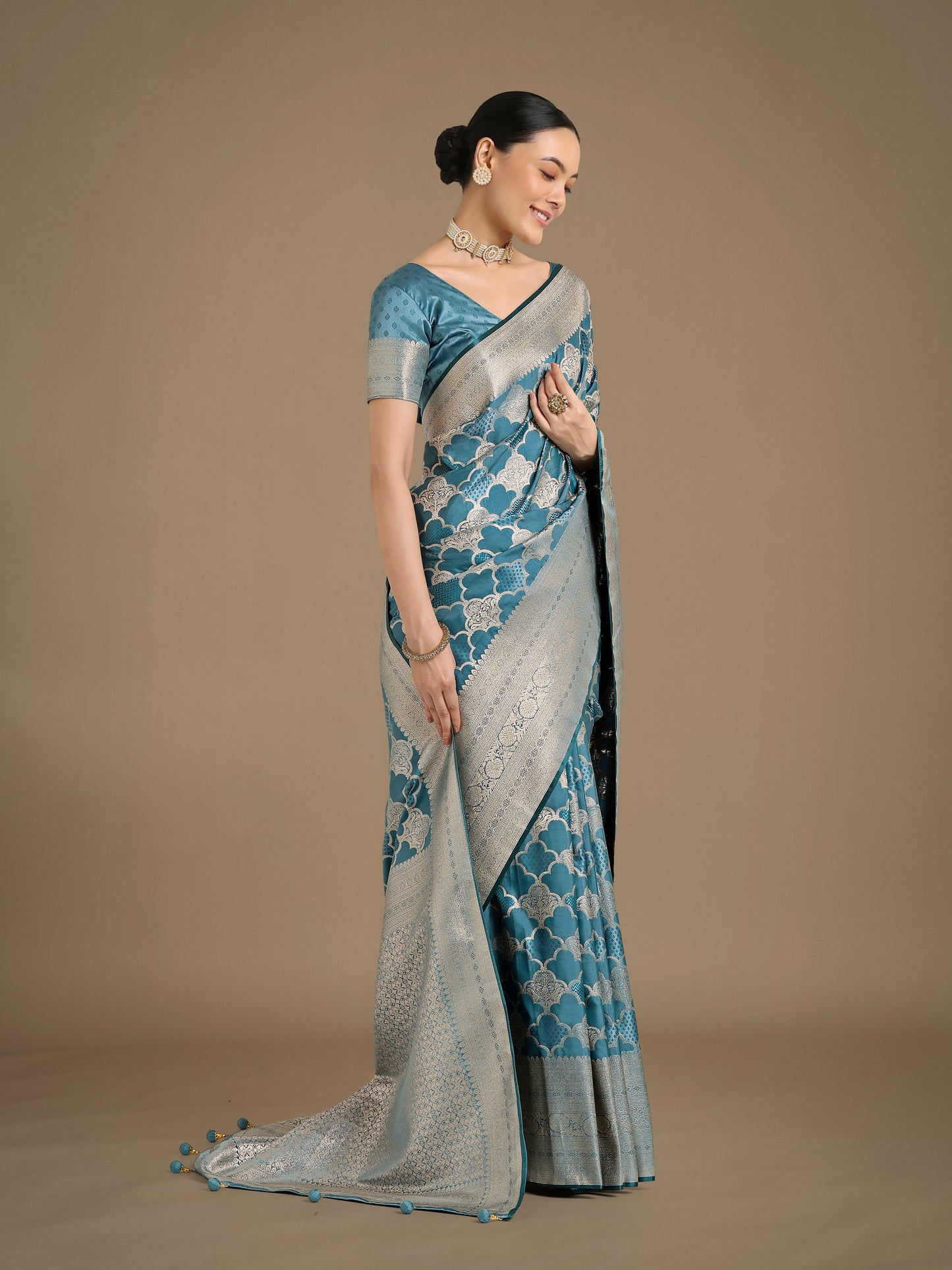 Monjolika Fashion Cyan blue Banarasi Satin Silk Saree with Rich Zari Woven Pallu & Blouse Piece | Swadesiicart