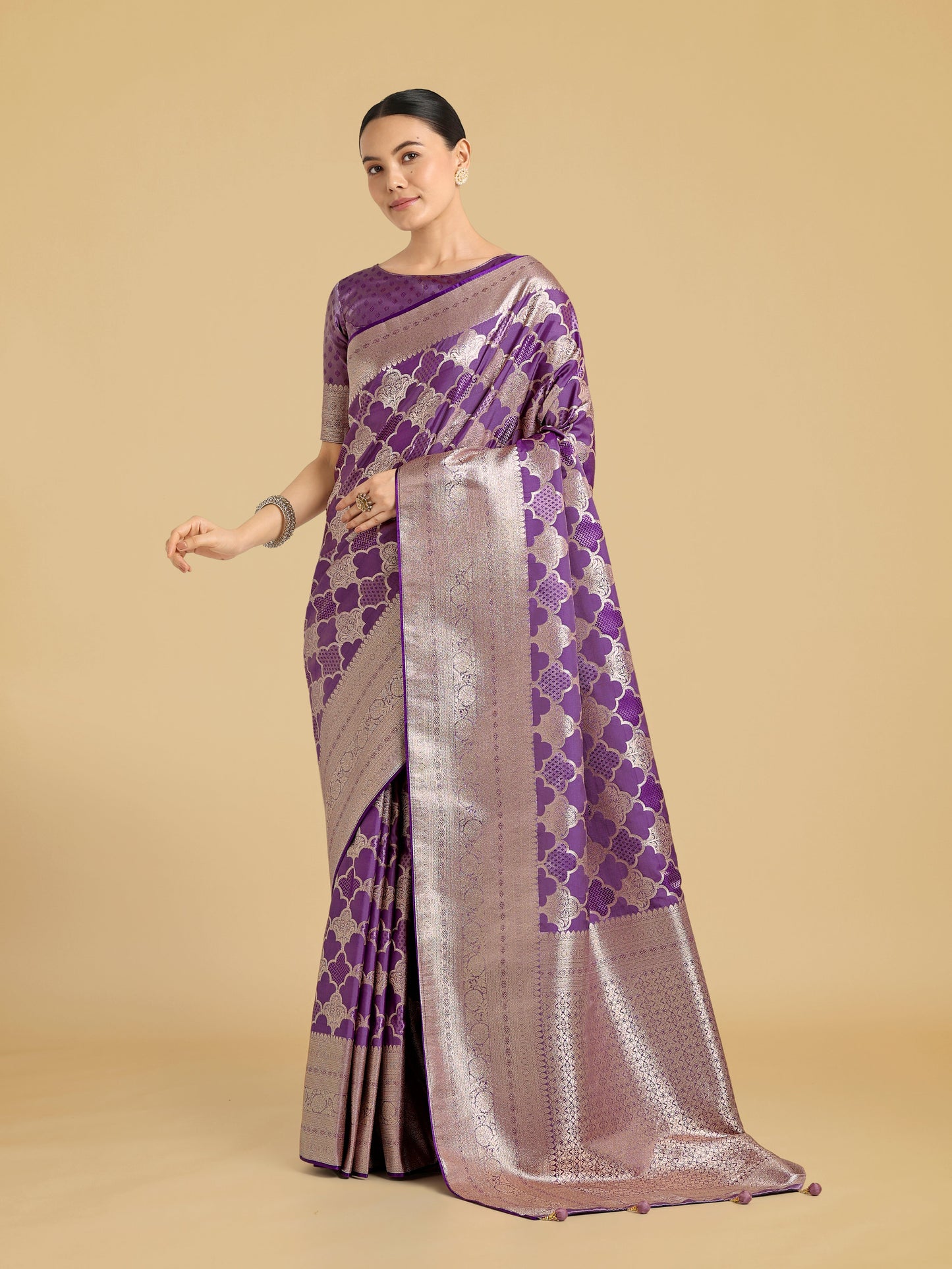 Monjolika Fashion Purple Banarasi Satin Silk Saree with Rich Zari Woven Pallu & Blouse Piece | Swadesiicart