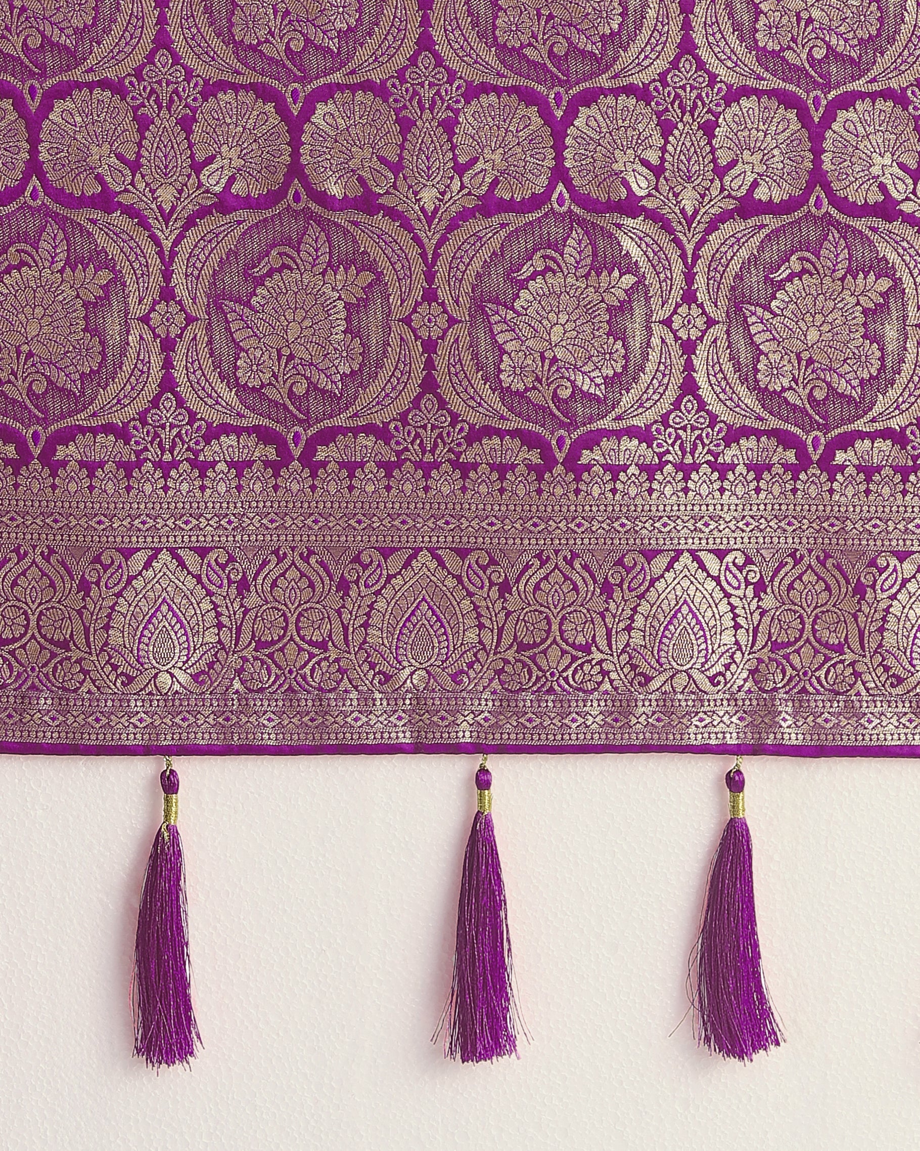 Monjolika Fashion Effervescent Purple Soft Banarasi Satin Silk Saree With Elision Blouse Piece | Swadesiicart