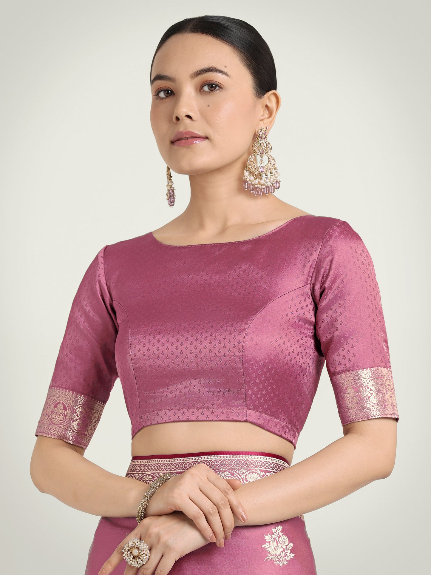 Monjolika Fashion Dusty Pink Zari Weaving Work Banarasi Satin Silk Traditional Saree | Swadesiicart
