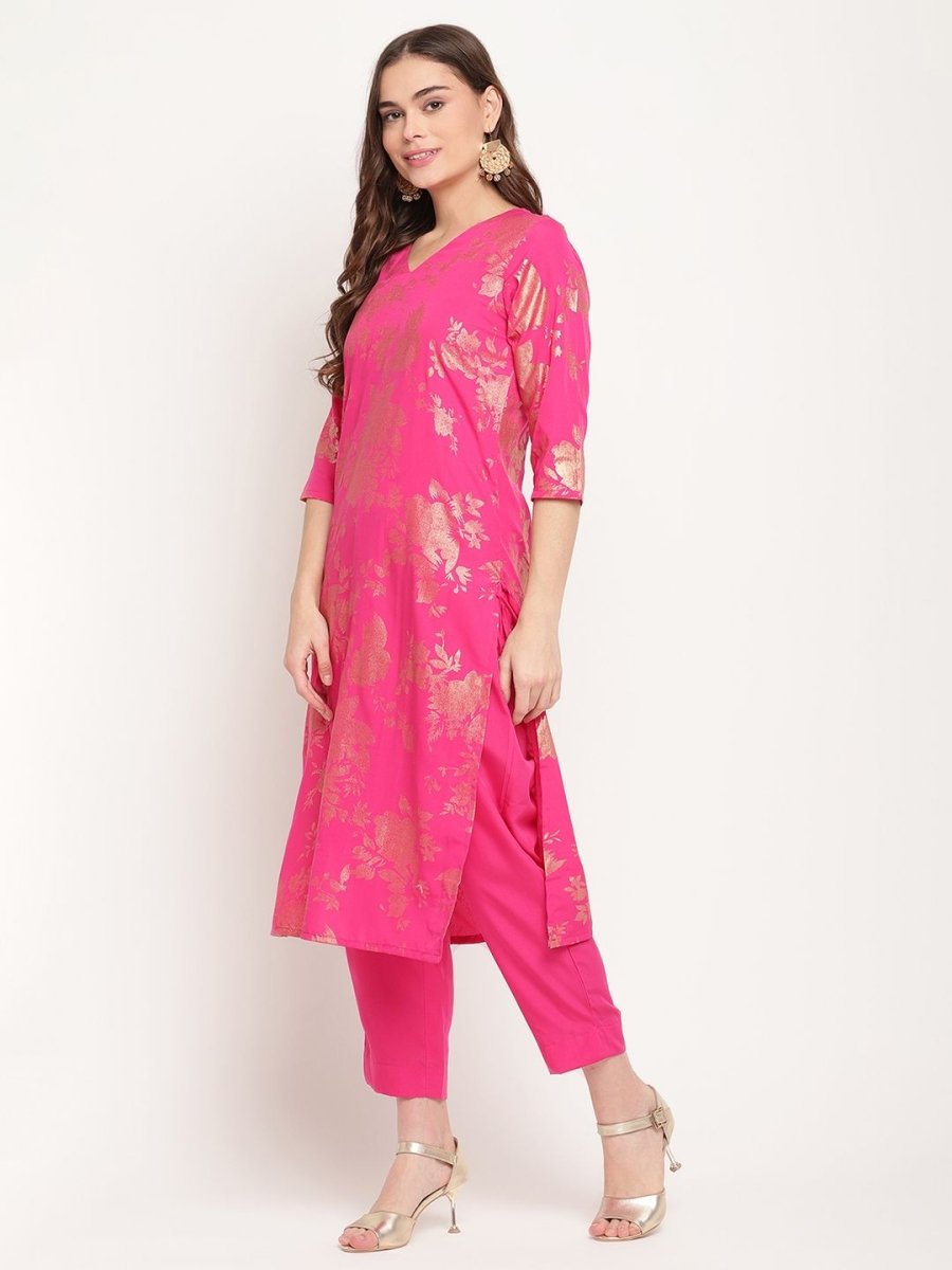 Ahalyaa Dark Pink Crepe Printed Salwar Suit Sets With Dupatta | Swadesiicart