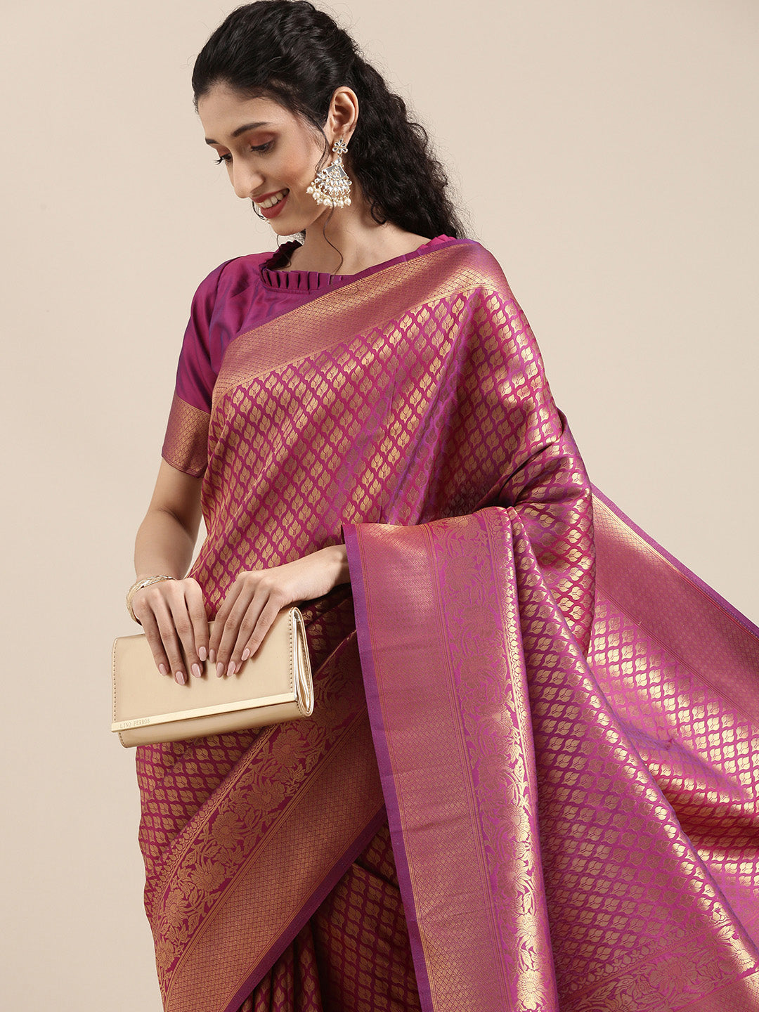 Saree Mall Magenta Ethnic Motifs Zari Silk Blend Banarasi Saree For Women | Swadesiicart