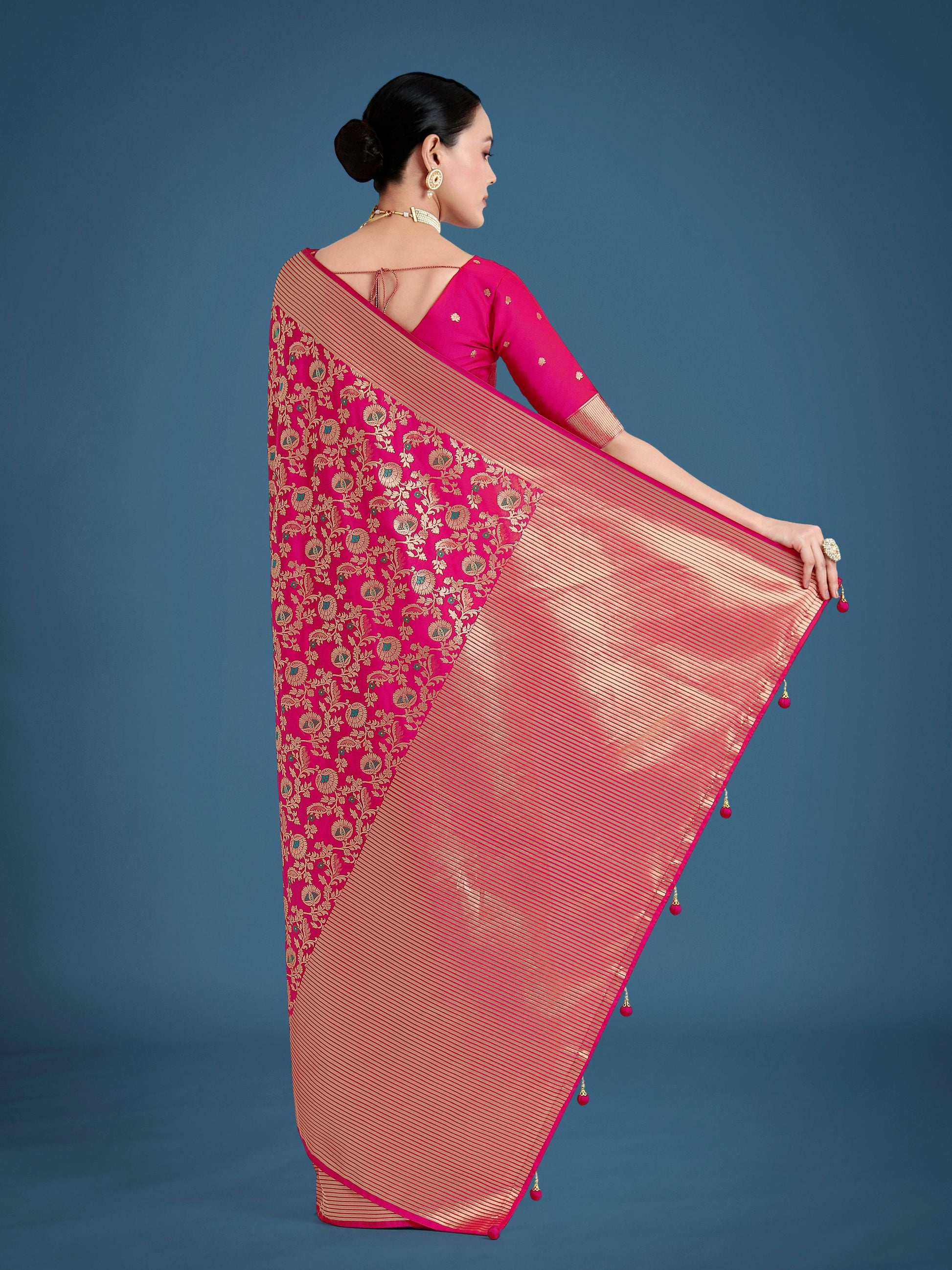 Monjolika Fashion Banarasi Silk Rani Pink Zaal Pattern Traditional Saree | Swadesiicart