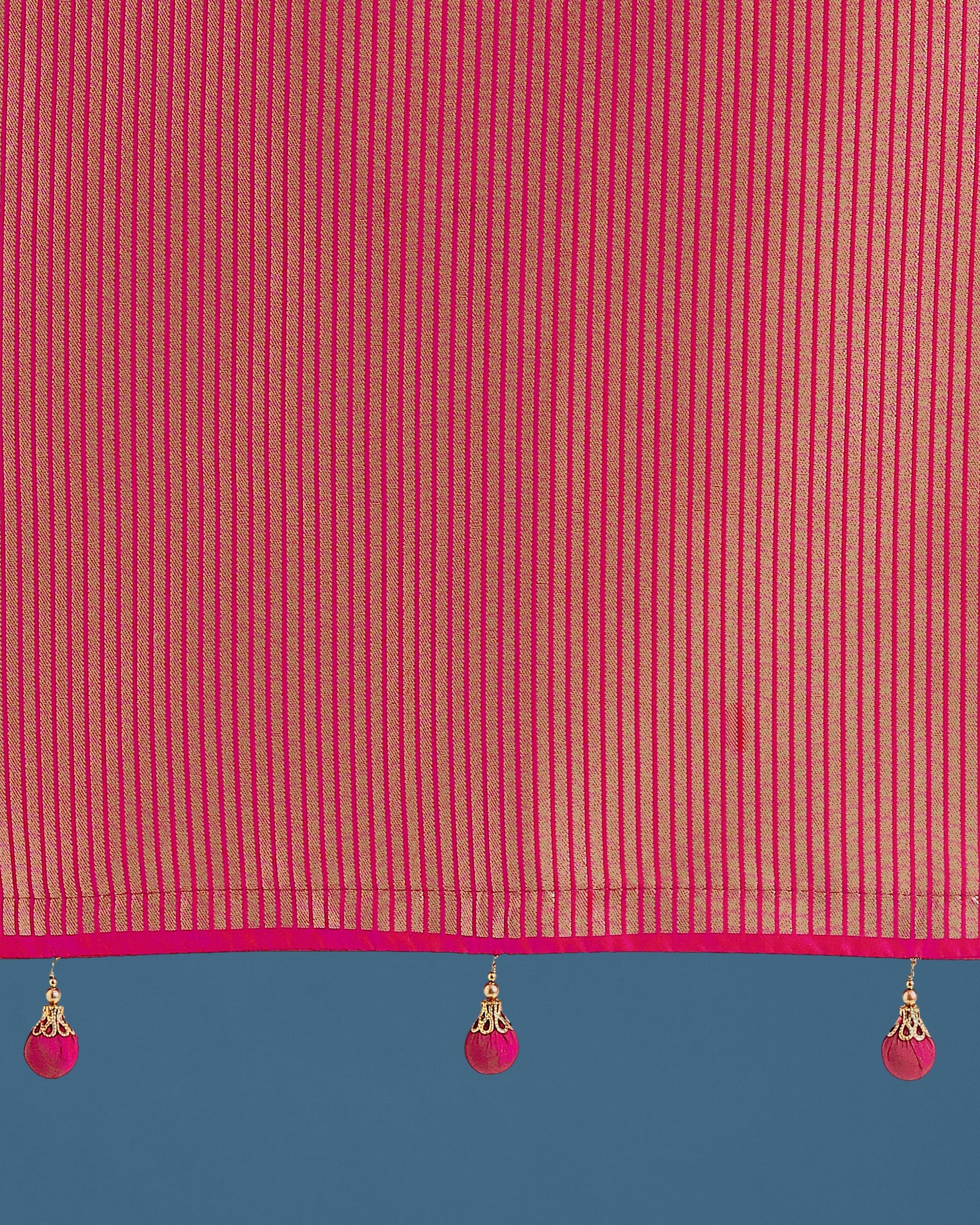 Monjolika Fashion Banarasi Silk Rani Pink Zaal Pattern Traditional Saree | Swadesiicart