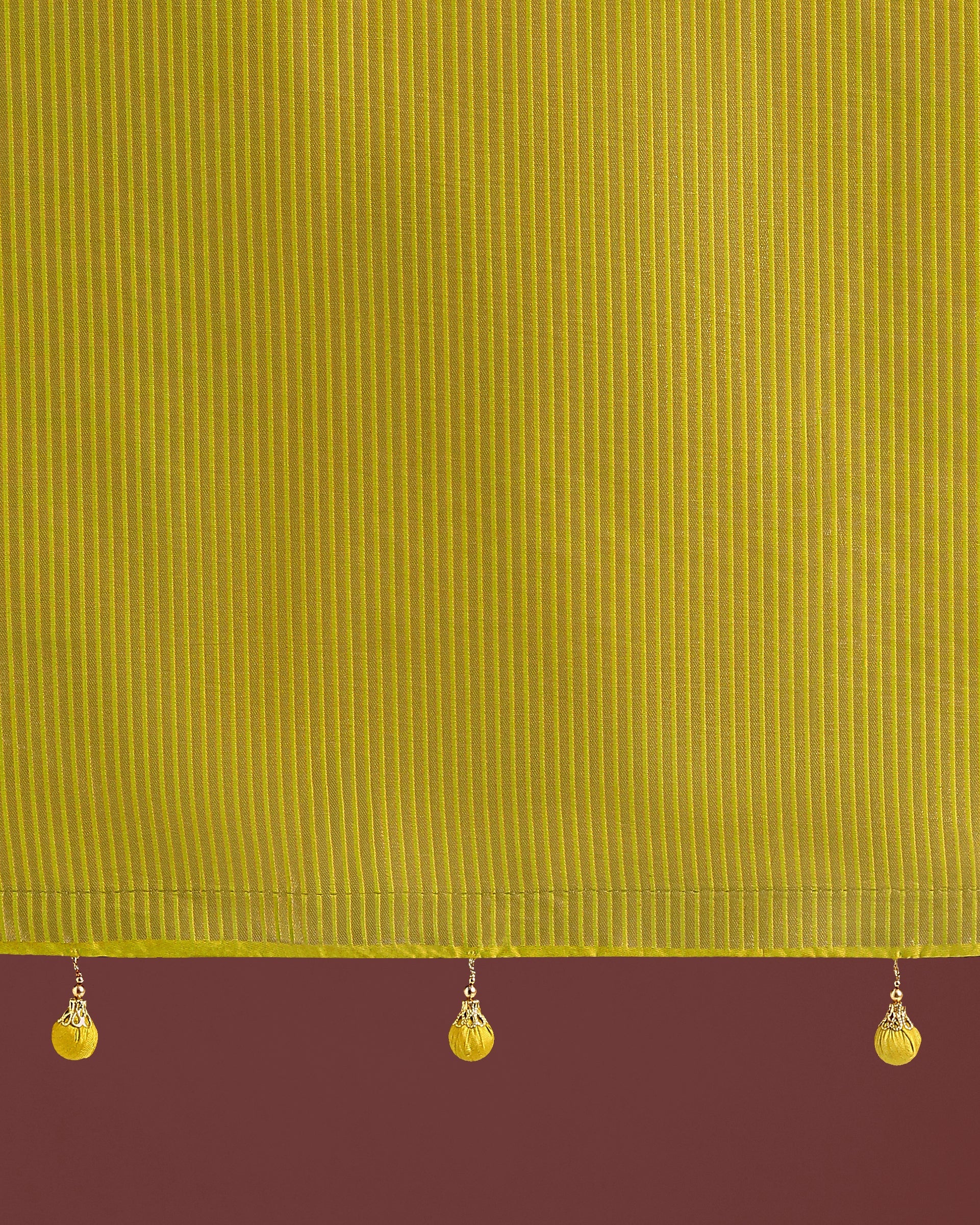 Monjolika Fashion Banarasi Silk Parrot Green Zaal Pattern Traditional Saree | Swadesiicart