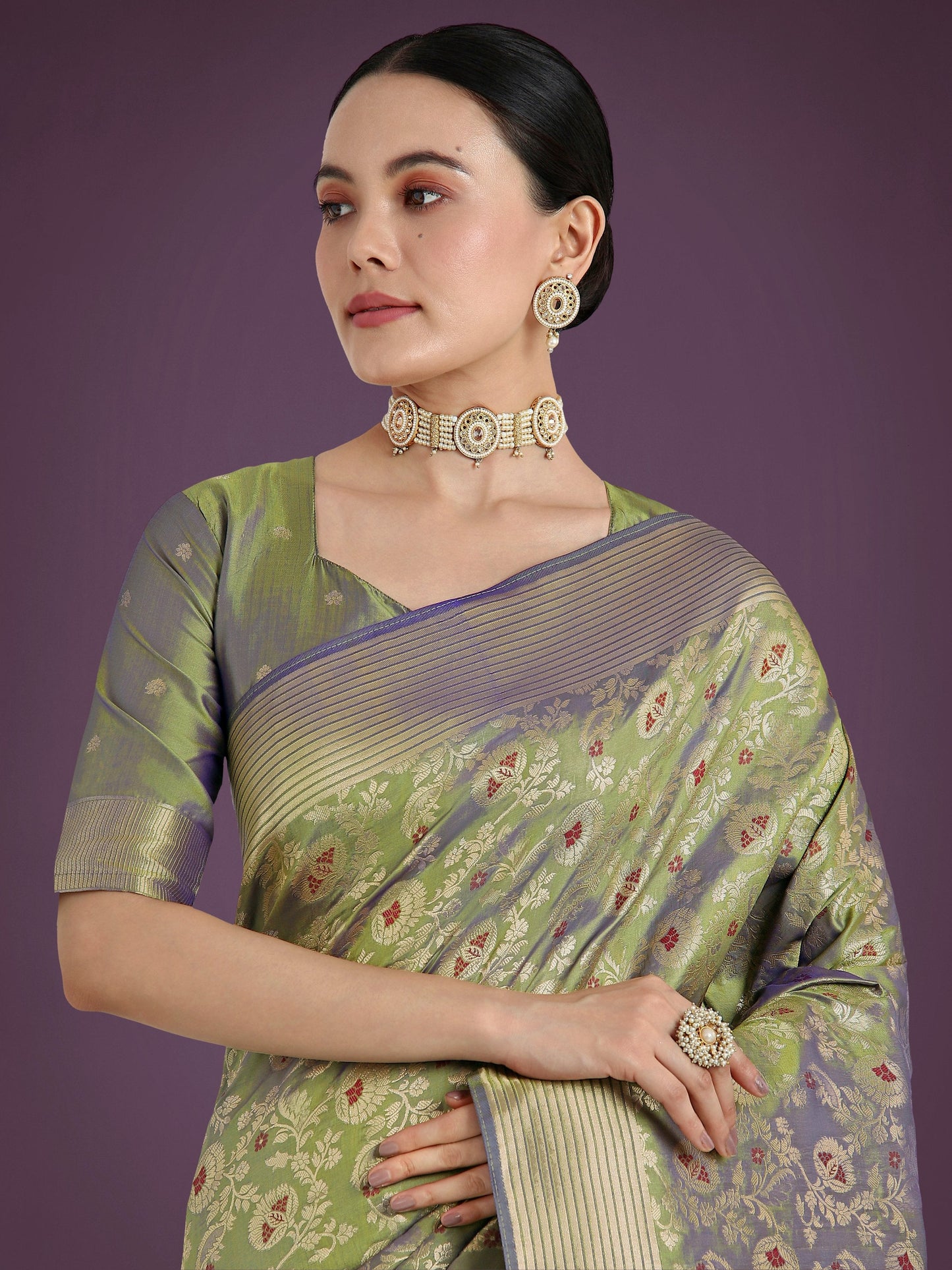 Monjolika Fashion Banarasi Silk Olive Zaal Pattern Traditional Saree | Swadesiicart