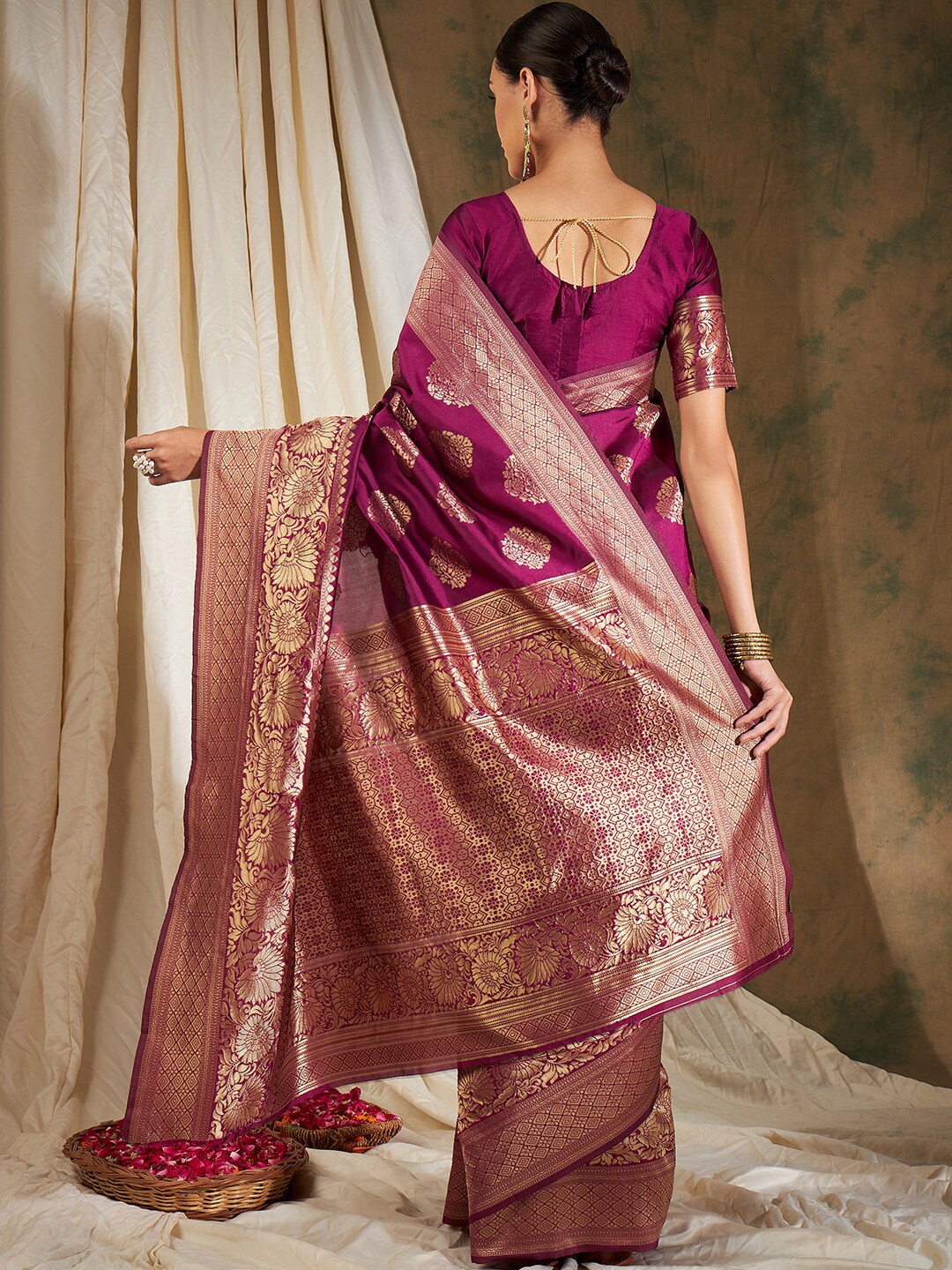 Sangria Burgundy & Gold-Toned Ethnic Motifs Woven Design Zari Silk Blend Banarasi Saree | Swadesiicart