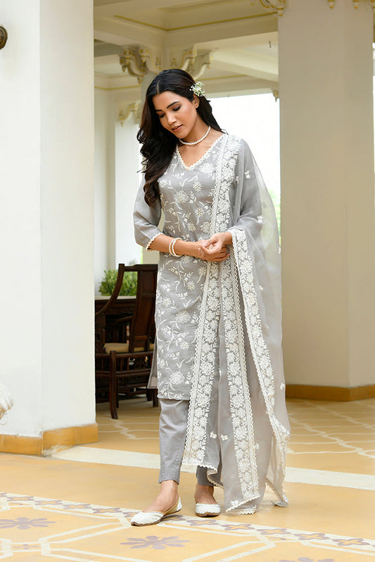 Vaasva Women Grey Linen Embroidered Solid Kurta Set With Solid Pants & Chiffon Embroidered Dupatta | Swadesiicart