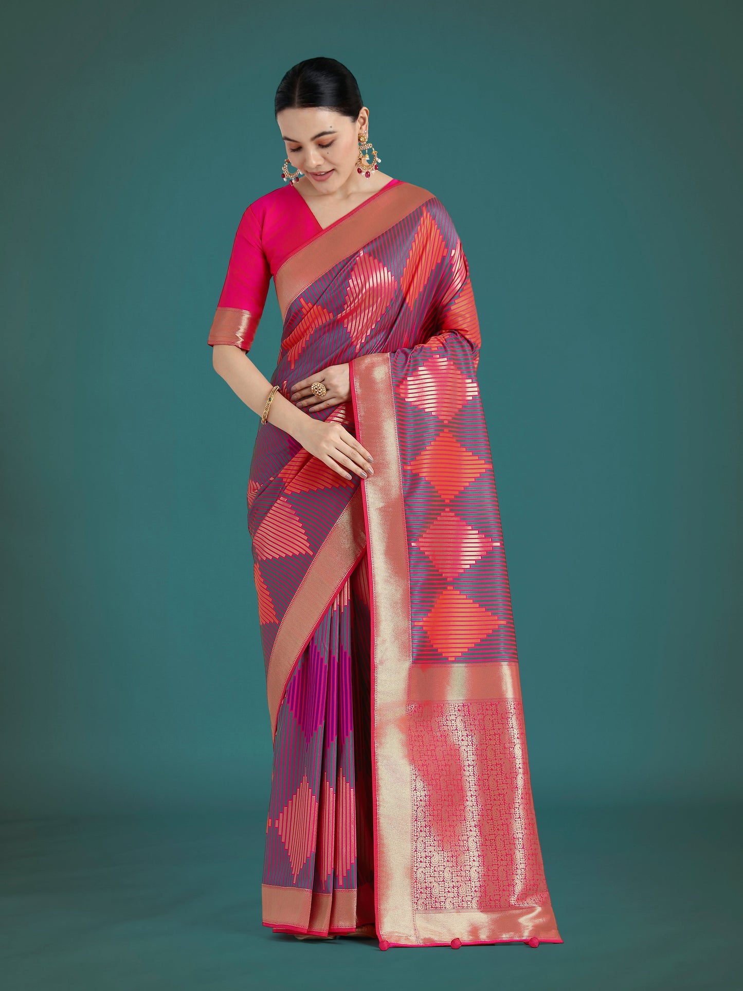 Monjolika Fashion Pink Colour Banarasi Satin Silk Zari Weaving Classic Saree | Swadesiicart