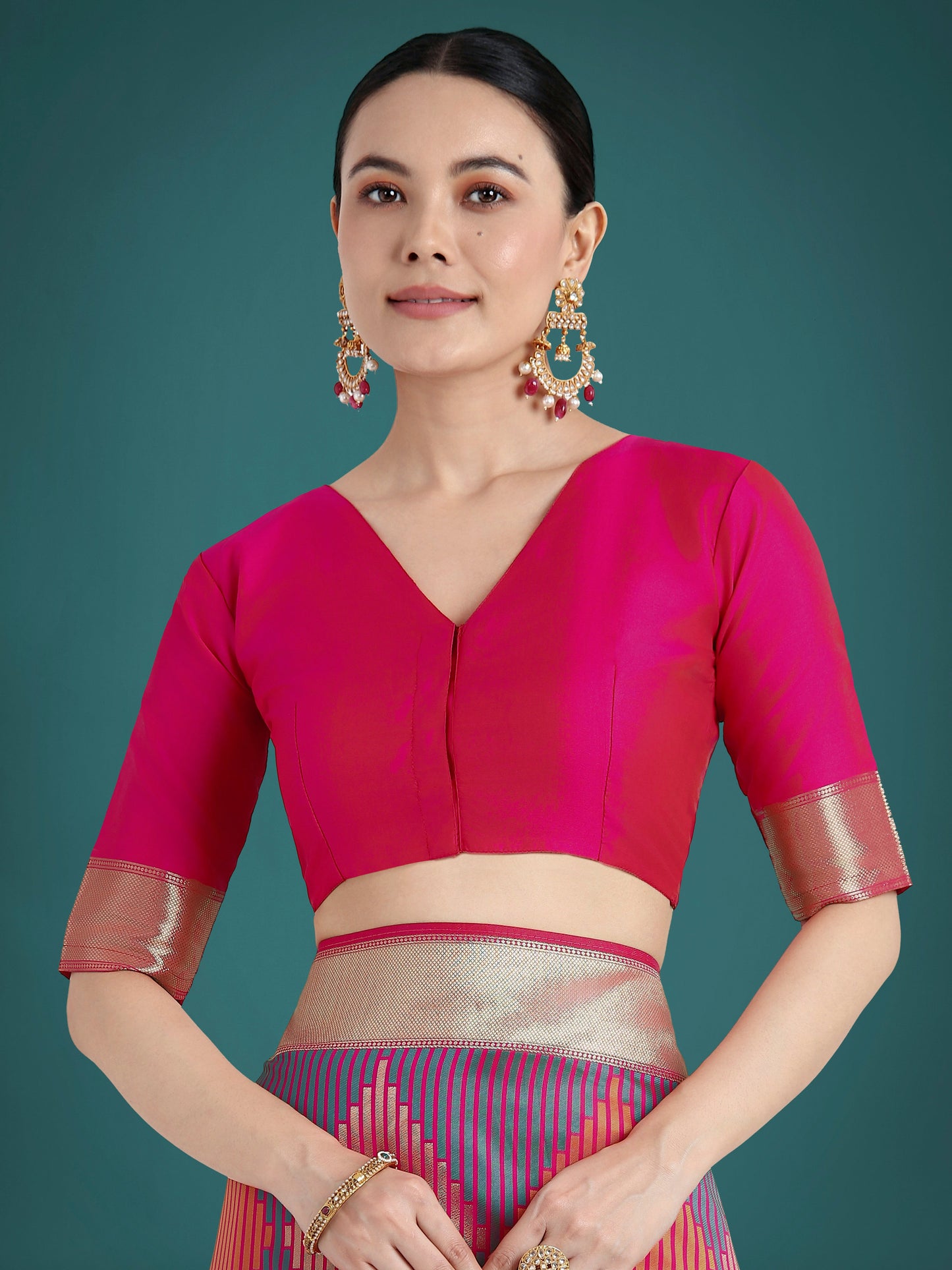 Monjolika Fashion Pink Colour Banarasi Satin Silk Zari Weaving Classic Saree | Swadesiicart