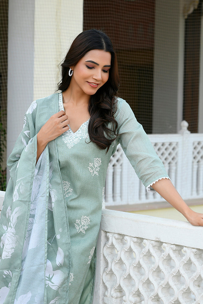 Vaasva Women Green Kota Doria Embroidered Solid Kurta Set With Solid Pants & Printed Dupatta | Swadesiicart
