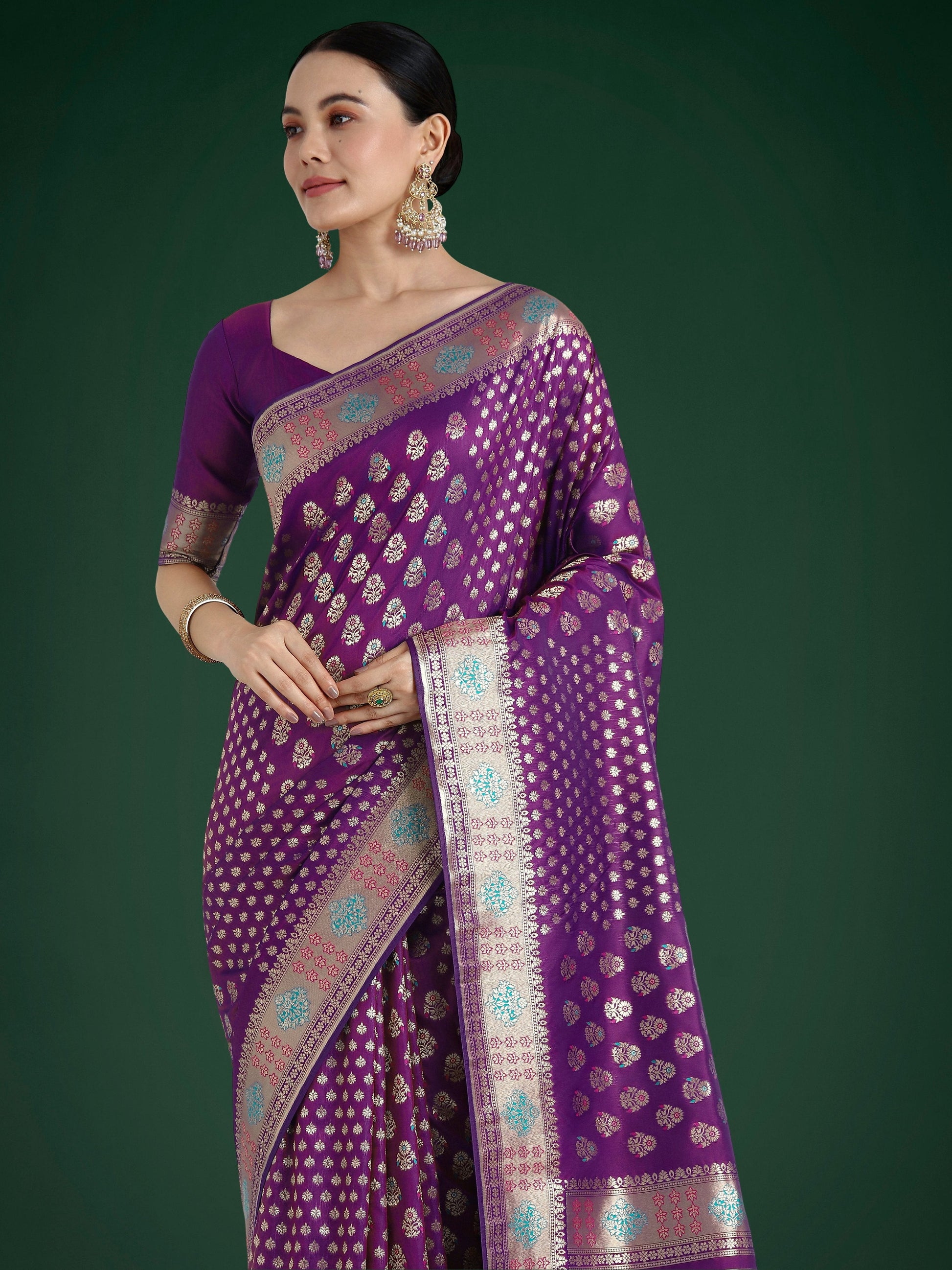 Monjolika Fashion Purple Colour Banarasi Silk Zari Weaving Classic Saree | Swadesiicart