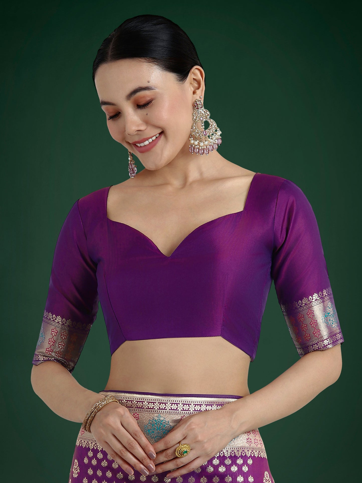 Monjolika Fashion Purple Colour Banarasi Silk Zari Weaving Classic Saree | Swadesiicart