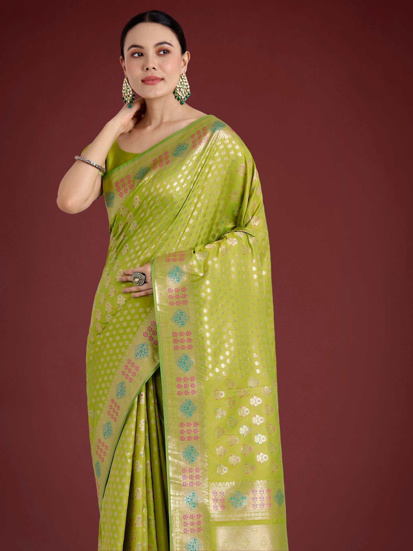 Monjolika Fashion Lime Green Colour Banarasi Silk Zari Weaving Classic Saree | Swadesiicart