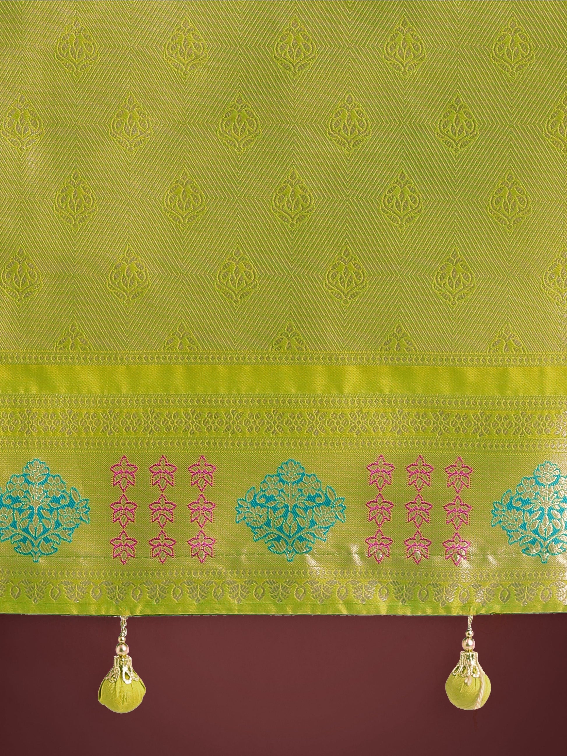 Monjolika Fashion Lime Green Colour Banarasi Silk Zari Weaving Classic Saree | Swadesiicart