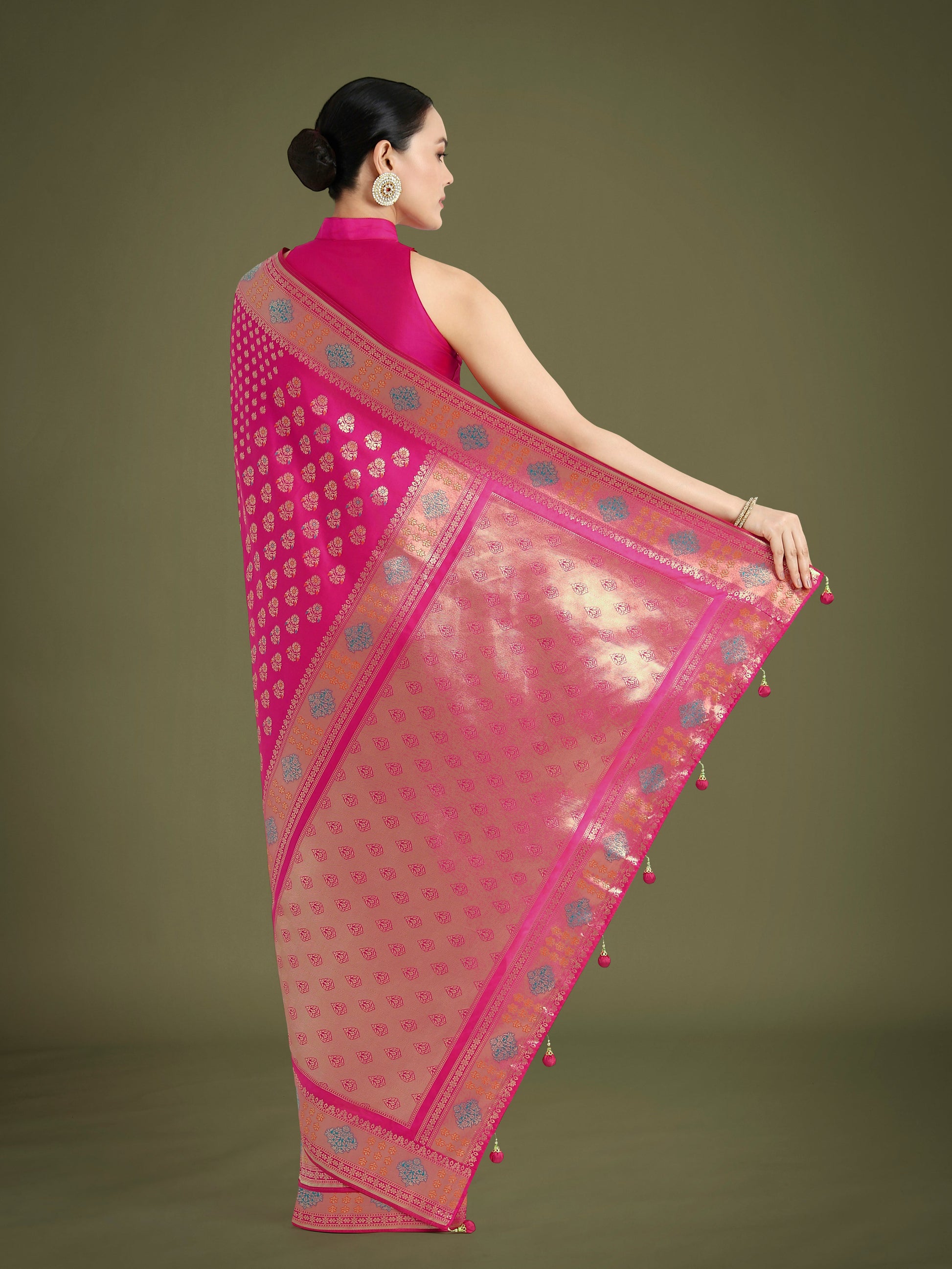 Monjolika Fashion Rani Pink Colour Banarasi Silk Zari Weaving Classic Saree | Swadesiicart