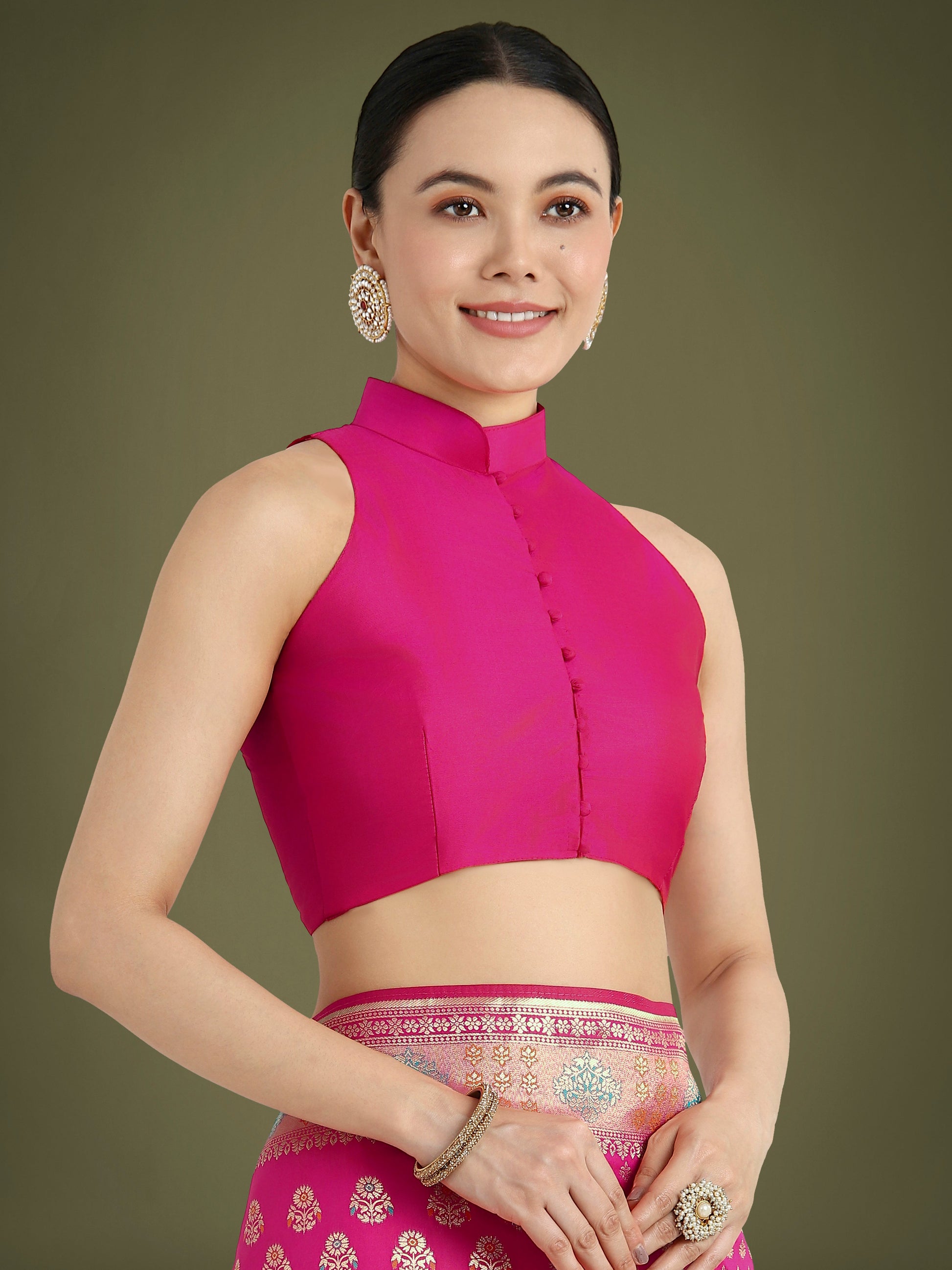 Monjolika Fashion Rani Pink Colour Banarasi Silk Zari Weaving Classic Saree | Swadesiicart
