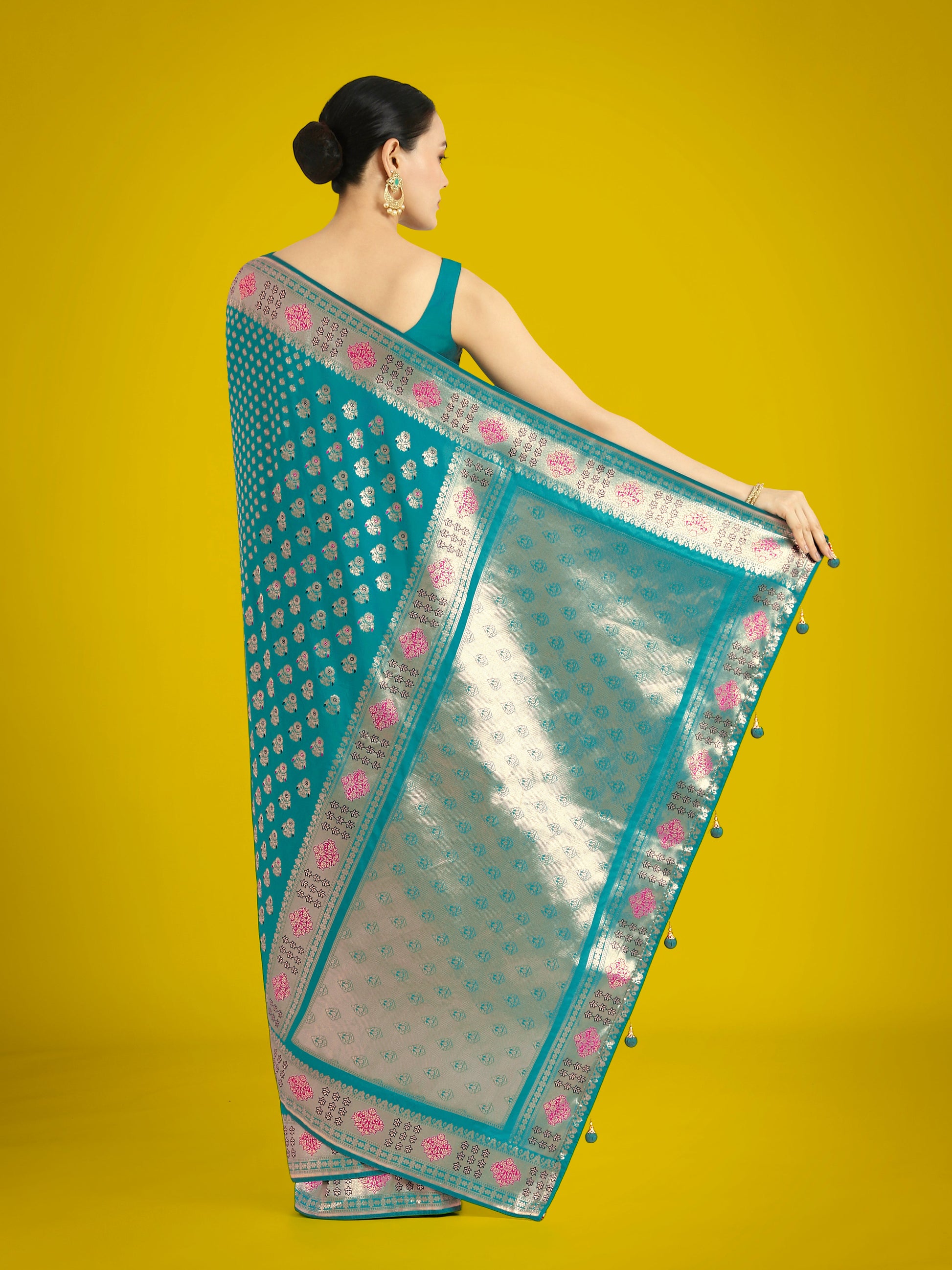 Monjolika Fashion Cyan blue Colour Banarasi Silk Zari Weaving Classic Saree | Swadesiicart