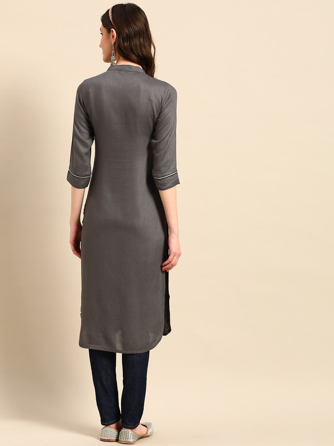 Sangria Yoke Design Mirror Work Kurta - Swadesiicart