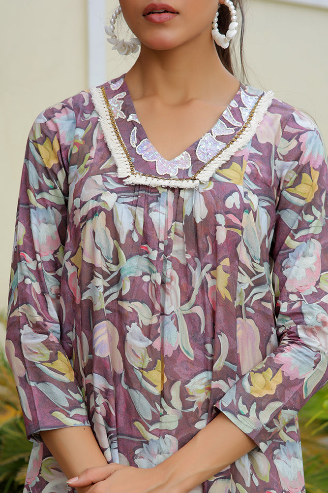 Vaasva Women Cream Printed Kurta Set With Solid Pants | Swadesiicart