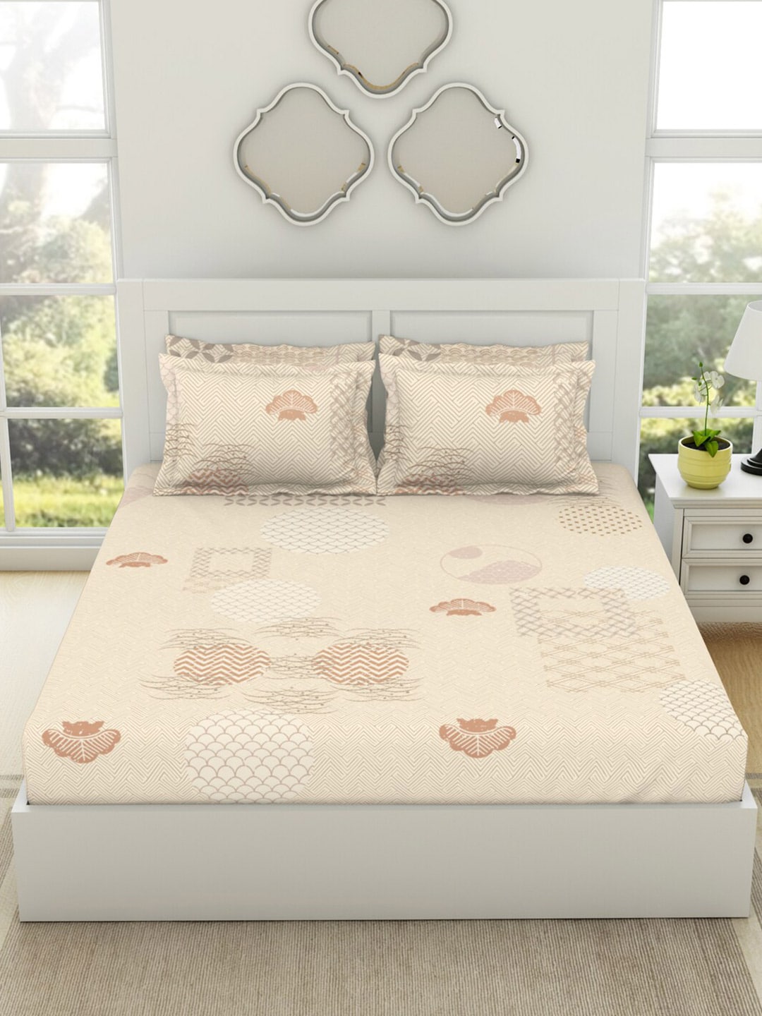 SPACES Pattern Art Cream Printed Egyptian Cotton 350 TC King Bedsheet & 4 Pillow Covers - Swadesiicart