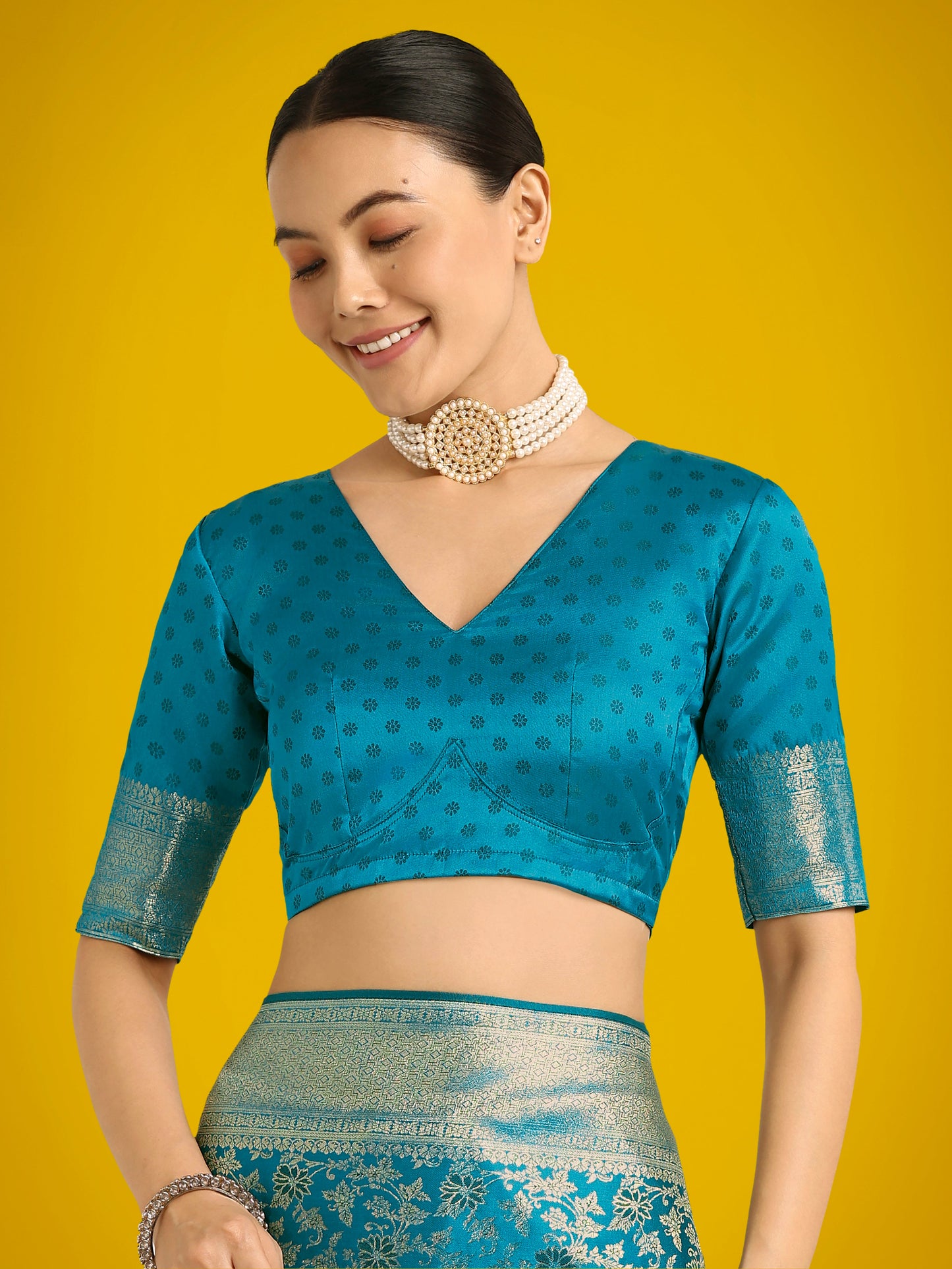 Monjolika Fashion Scintilla Sky blue Banarasi Satin Silk Meenakari zari weaving Pattern Saree | Swadesiicart