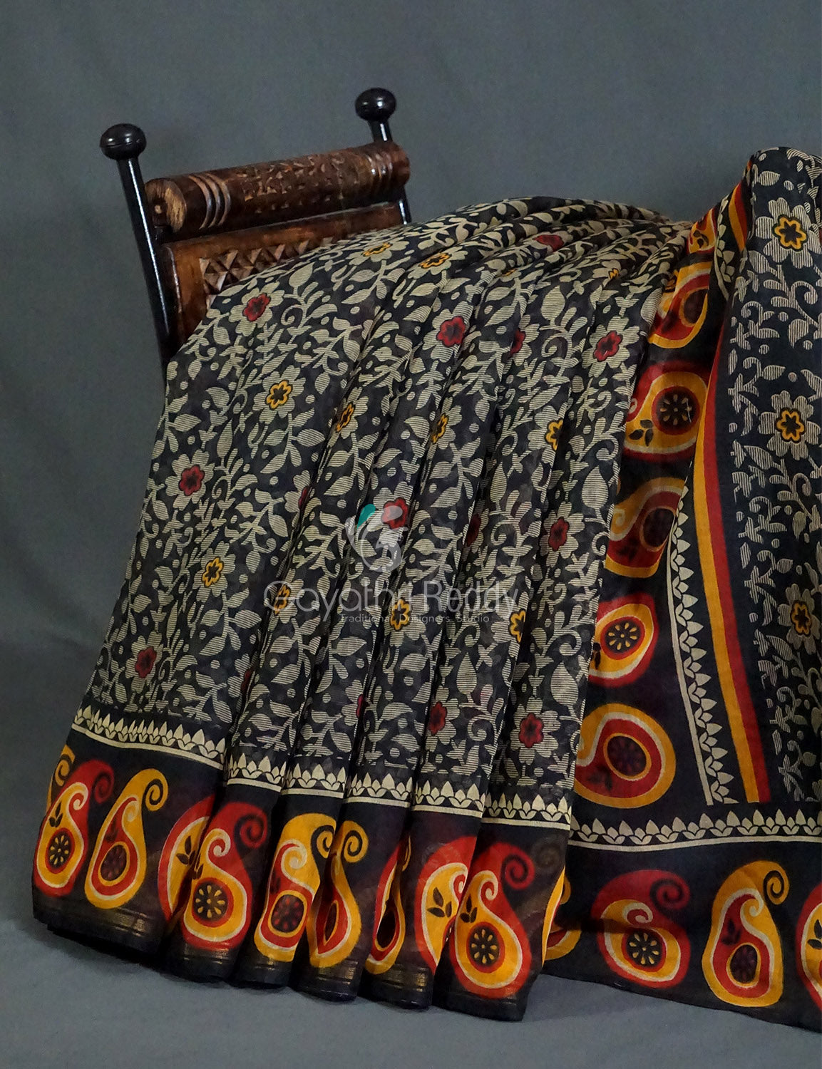 Black Coloured Floral Print Semi Chanderi Saree By Gayathri Reddy Designer Studio | Swadesiicart