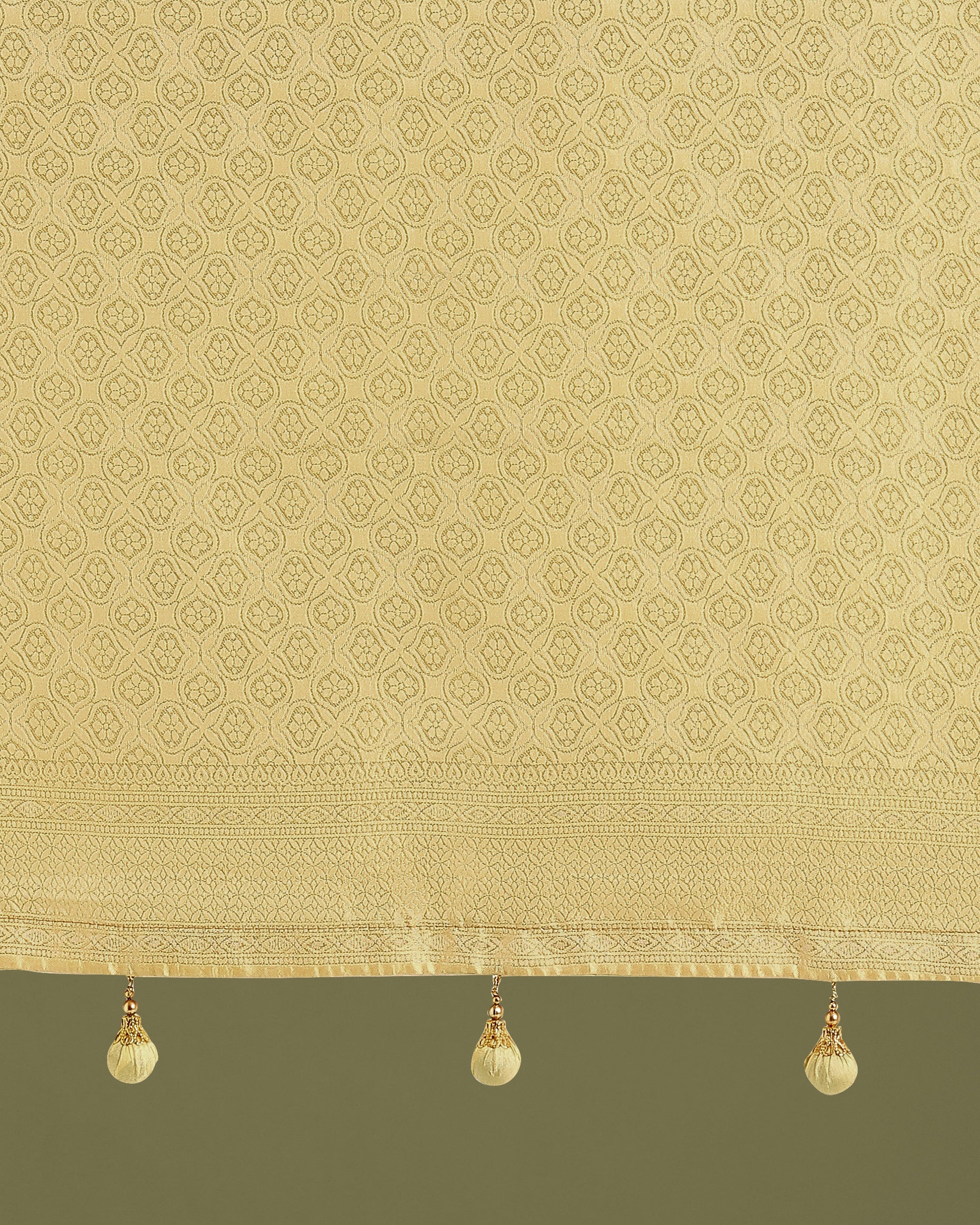 Monjolika Fashion Wonderful Light Yellow Soft Banarasi Satin Silk Leheriya Design Saree | Swadesiicart