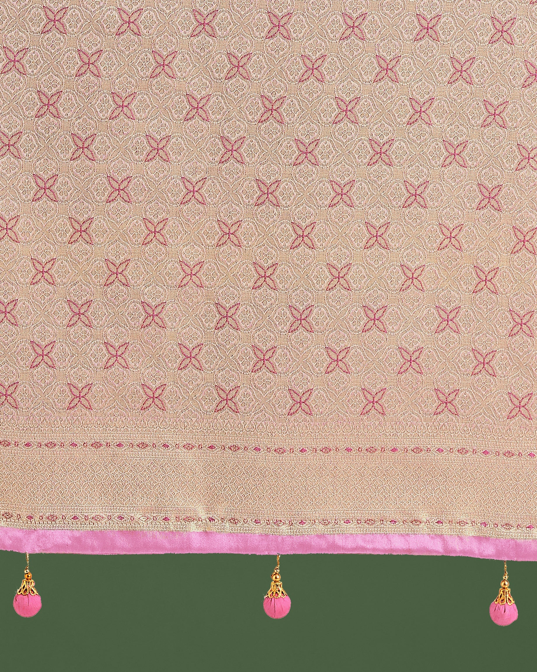 Monjolika Fashion Wonderful Light Pink Soft Banarasi Satin Silk Leheriya Design Saree | Swadesiicart