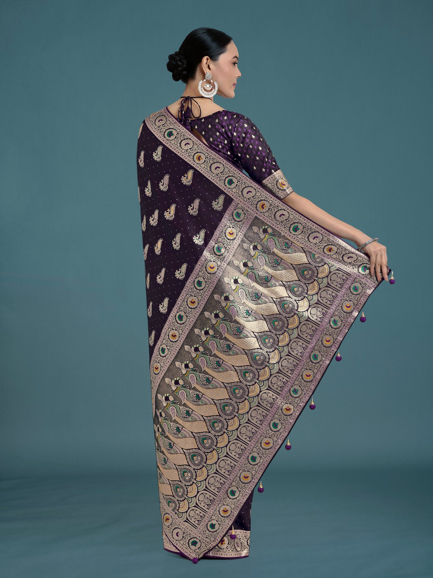 Monjolika Fashion Purple Color Festival Wear Banarasi Satin Silk Designer Zari Weaving Saree | Swadesiicart