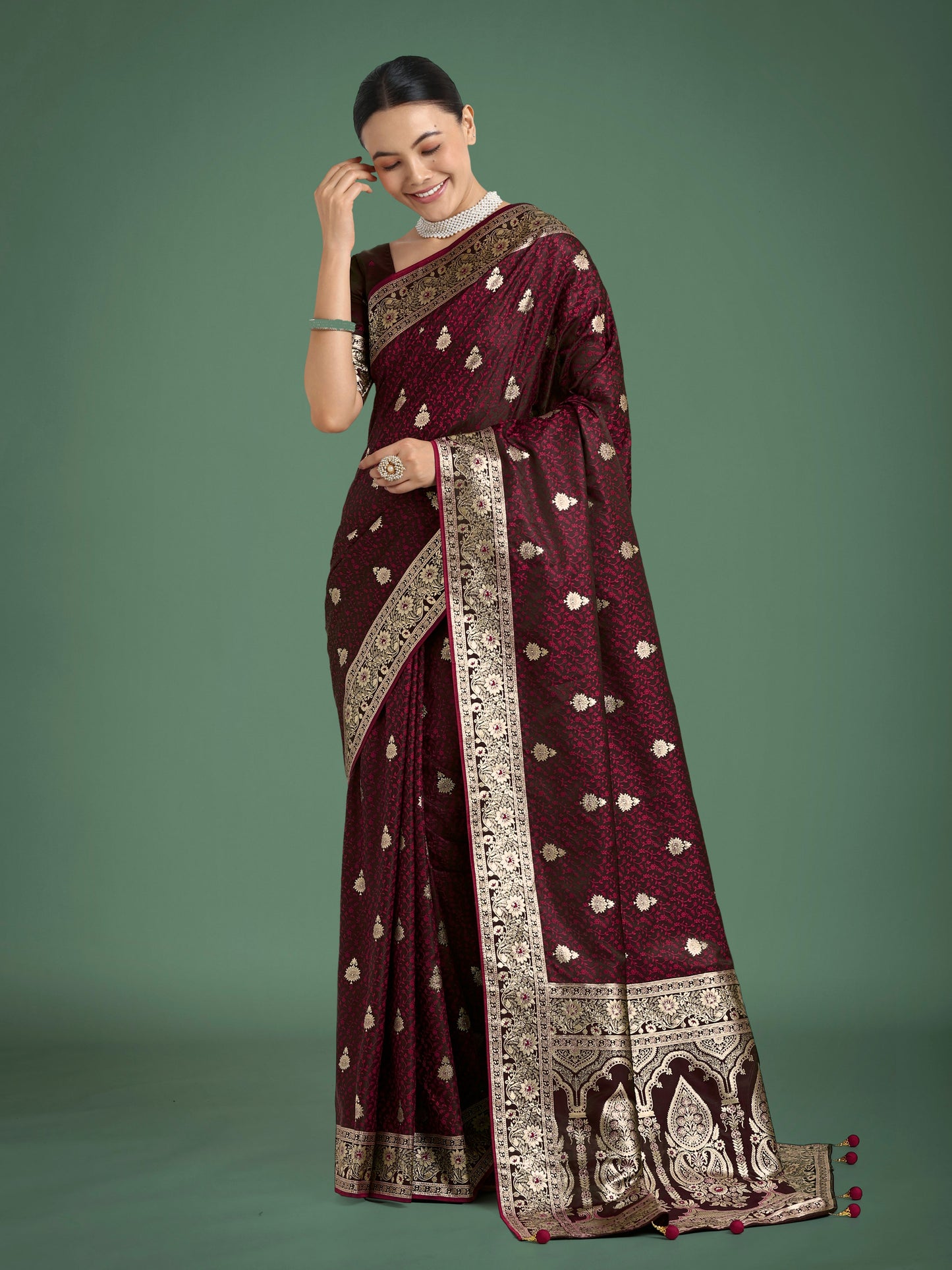 Monjolika Fashion Maroon Banarasi Satin Silk Saree with Intricate Zari Work with Rich Weaving Pattern | Swadesiicart
