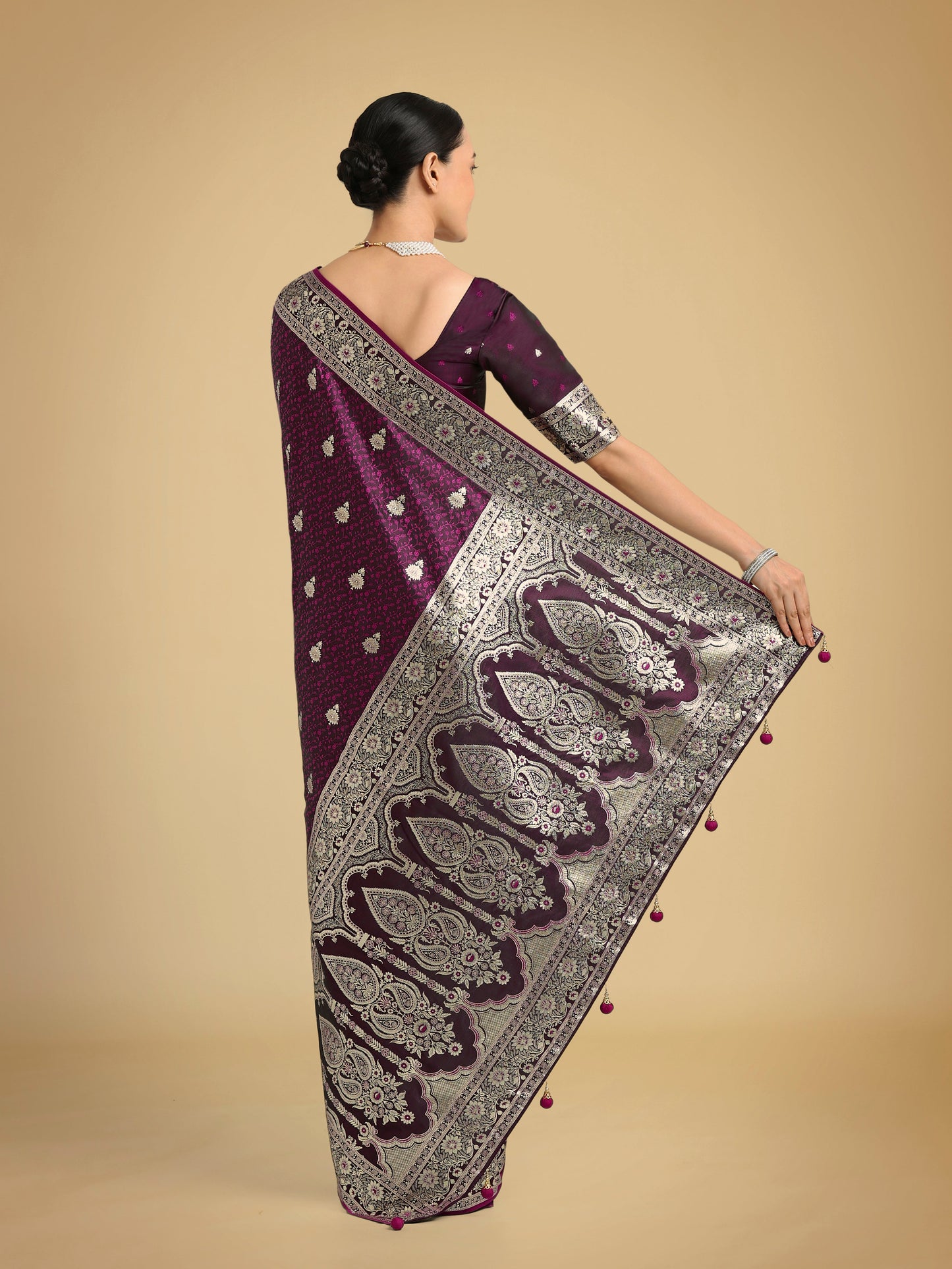 Monjolika Fashion Wine Banarasi Satin Silk Saree with Intricate Zari Work with Rich Weaving Pattern | Swadesiicart