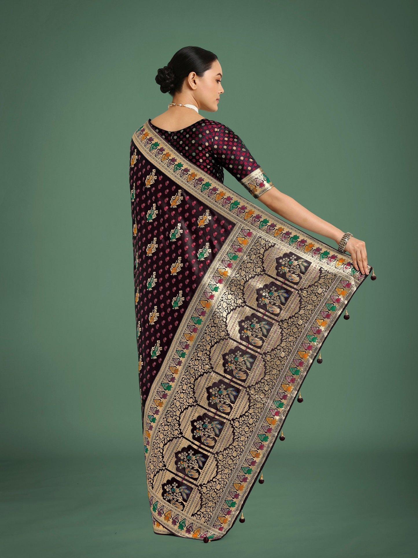 Monjolika Fashion Maroon With Gold Bordar Banarasi Zari Woven Satin Saree | Swadesiicart