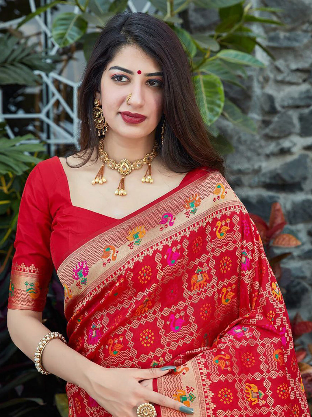 Kalini Red Silk Blend Designer Banarasi Saree | Swadesiicart