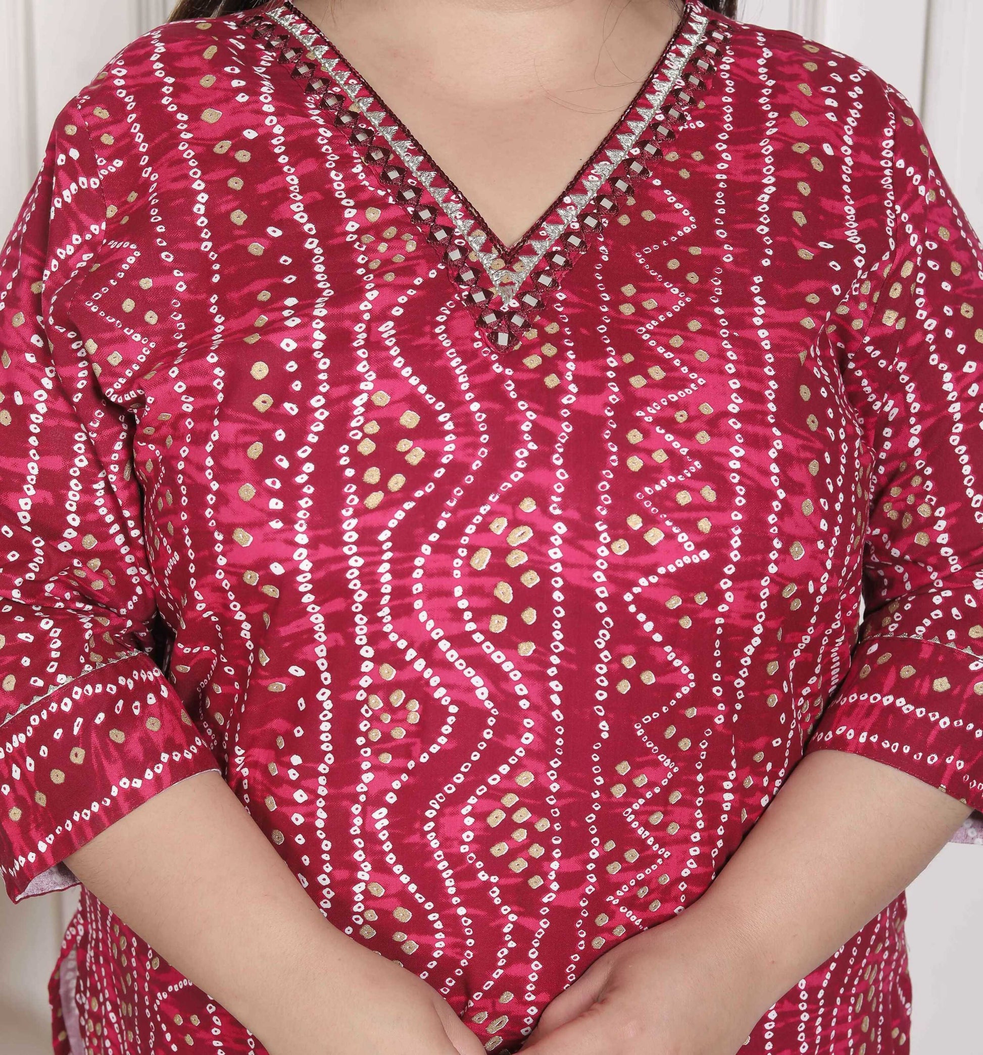 Miravan Women's Plus Size Bandhej Printed Rayon Kurta Magenta - Swadesiicart