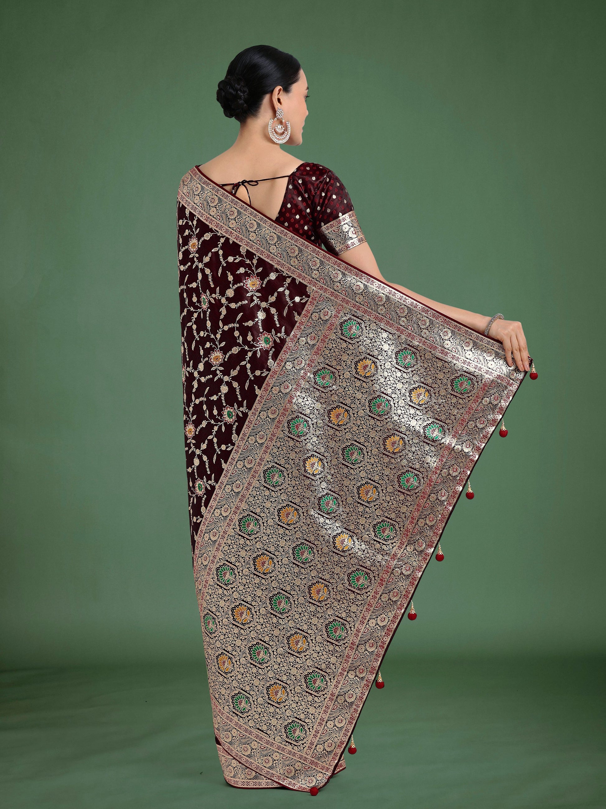 Monjolika Fashion Maroon Zari Woven Banarasi Classic Satin Silk Saree | Swadesiicart