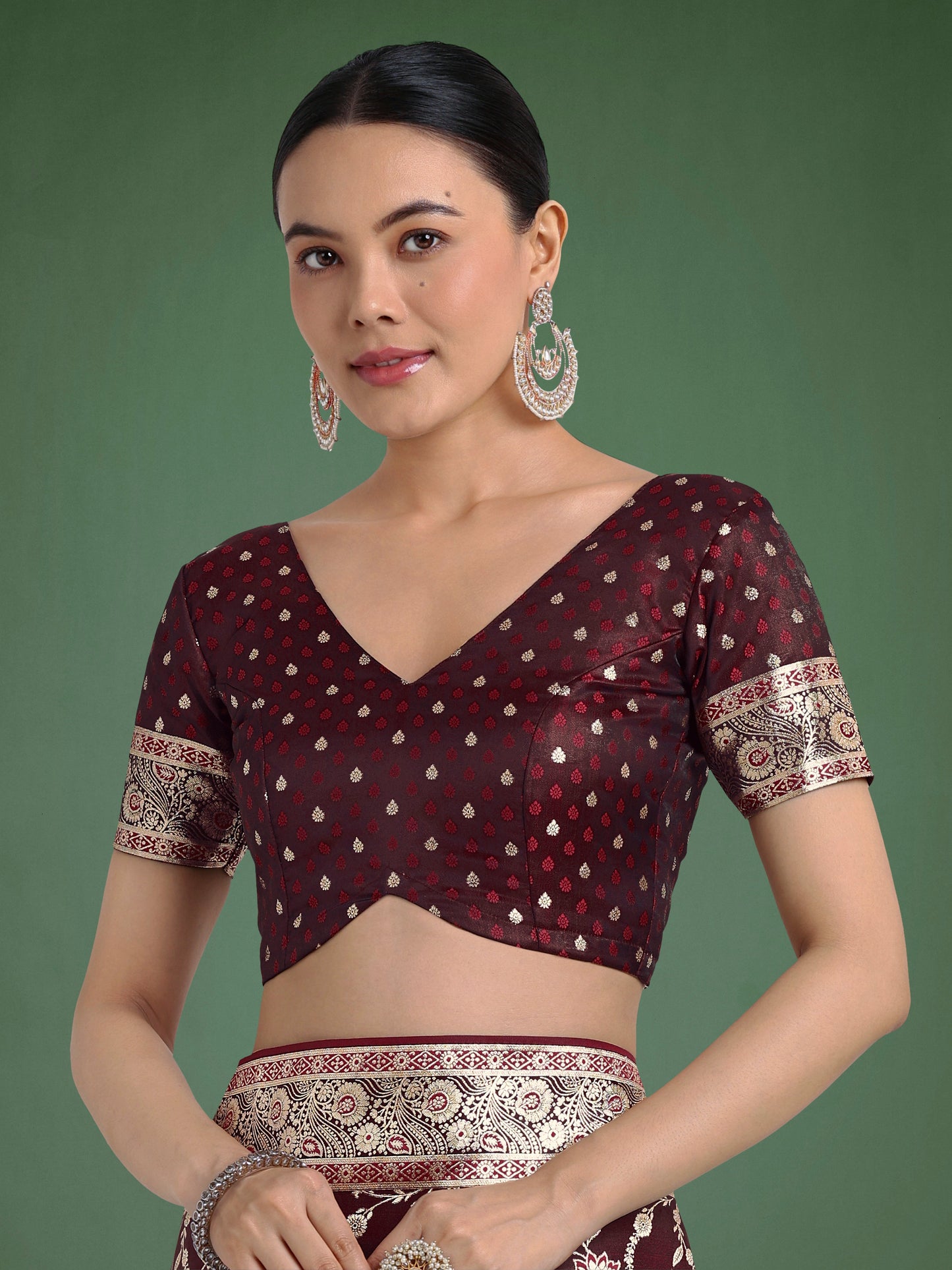 Monjolika Fashion Maroon Zari Woven Banarasi Classic Satin Silk Saree | Swadesiicart