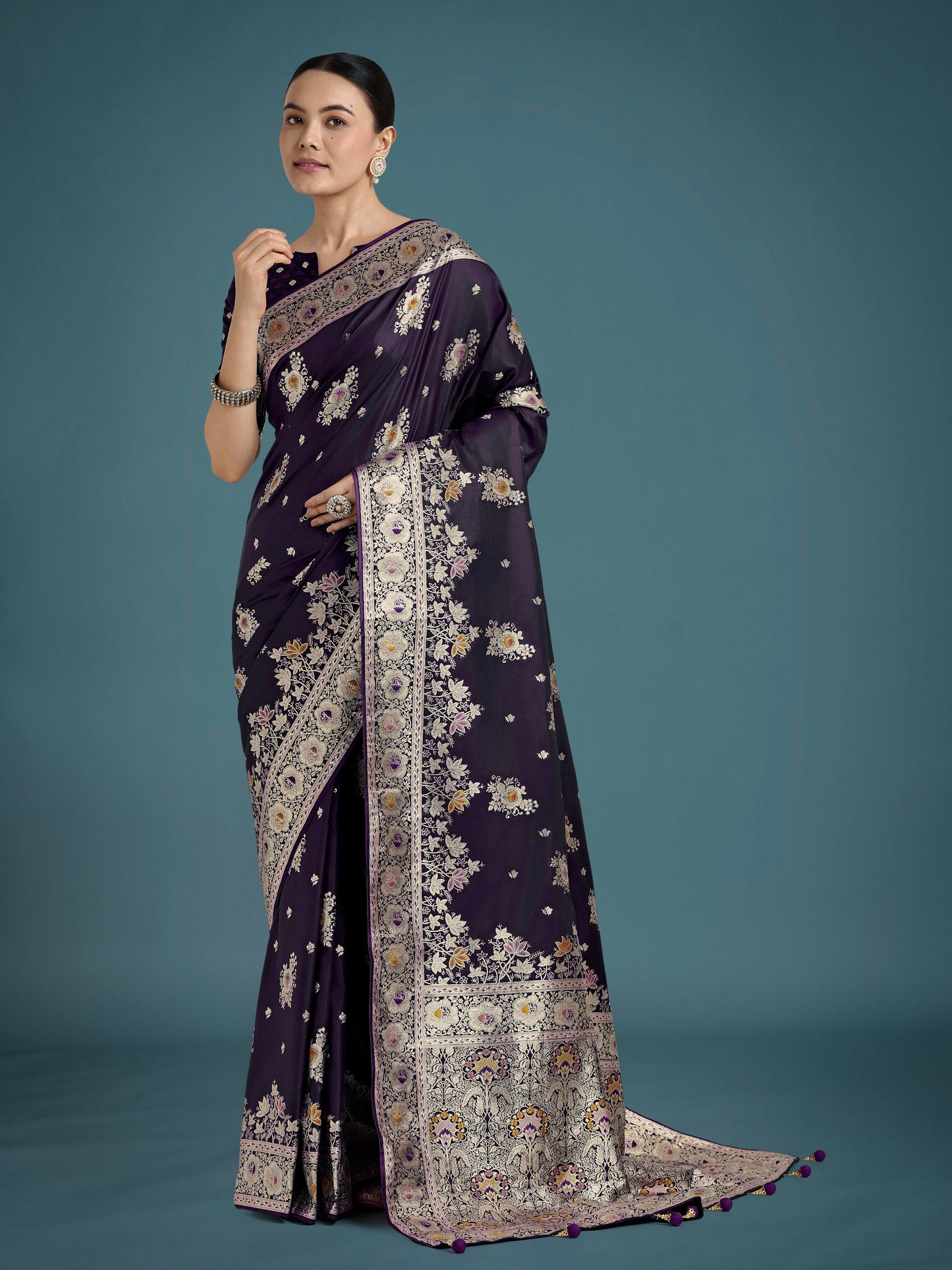 Monjolika Fashion Dark Purple Glamour and Tradition With This Zari Woven Banarasi Satin Silk Saree | Swadesiicart