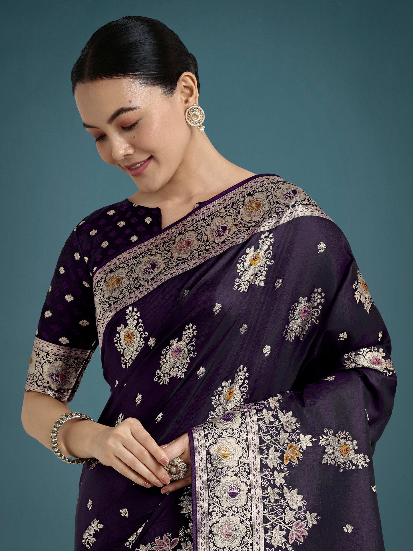 Monjolika Fashion Dark Purple Glamour and Tradition With This Zari Woven Banarasi Satin Silk Saree | Swadesiicart
