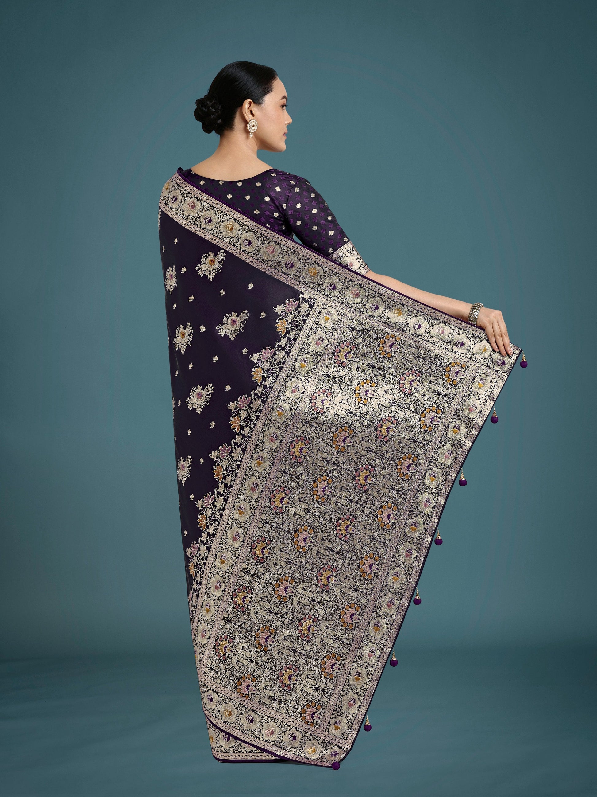 Monjolika Fashion Dark Purple Glamour and Tradition With This Zari Woven Banarasi Satin Silk Saree | Swadesiicart