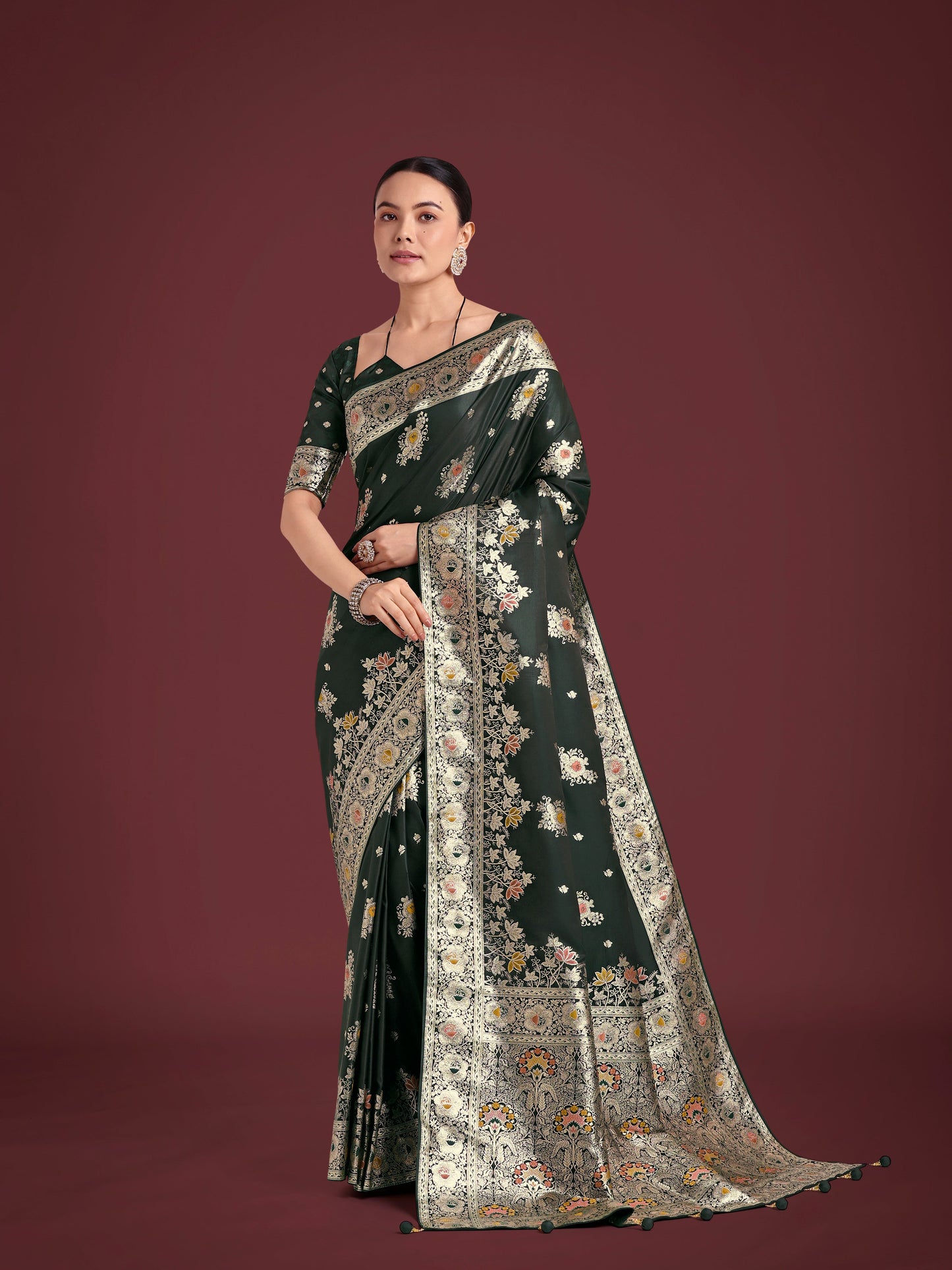 Monjolika Fashion Dark Green Glamour and Tradition With This Zari Woven Banarasi Satin Silk Saree | Swadesiicart