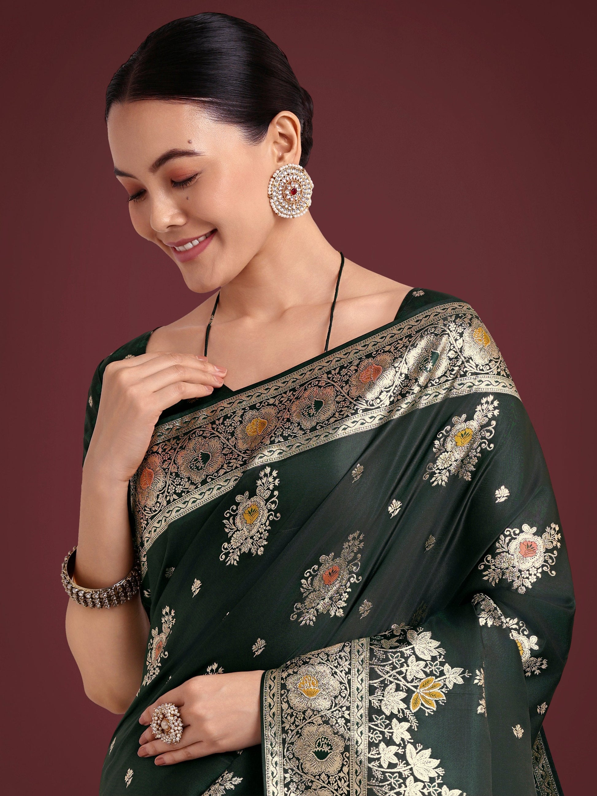 Monjolika Fashion Dark Green Glamour and Tradition With This Zari Woven Banarasi Satin Silk Saree | Swadesiicart
