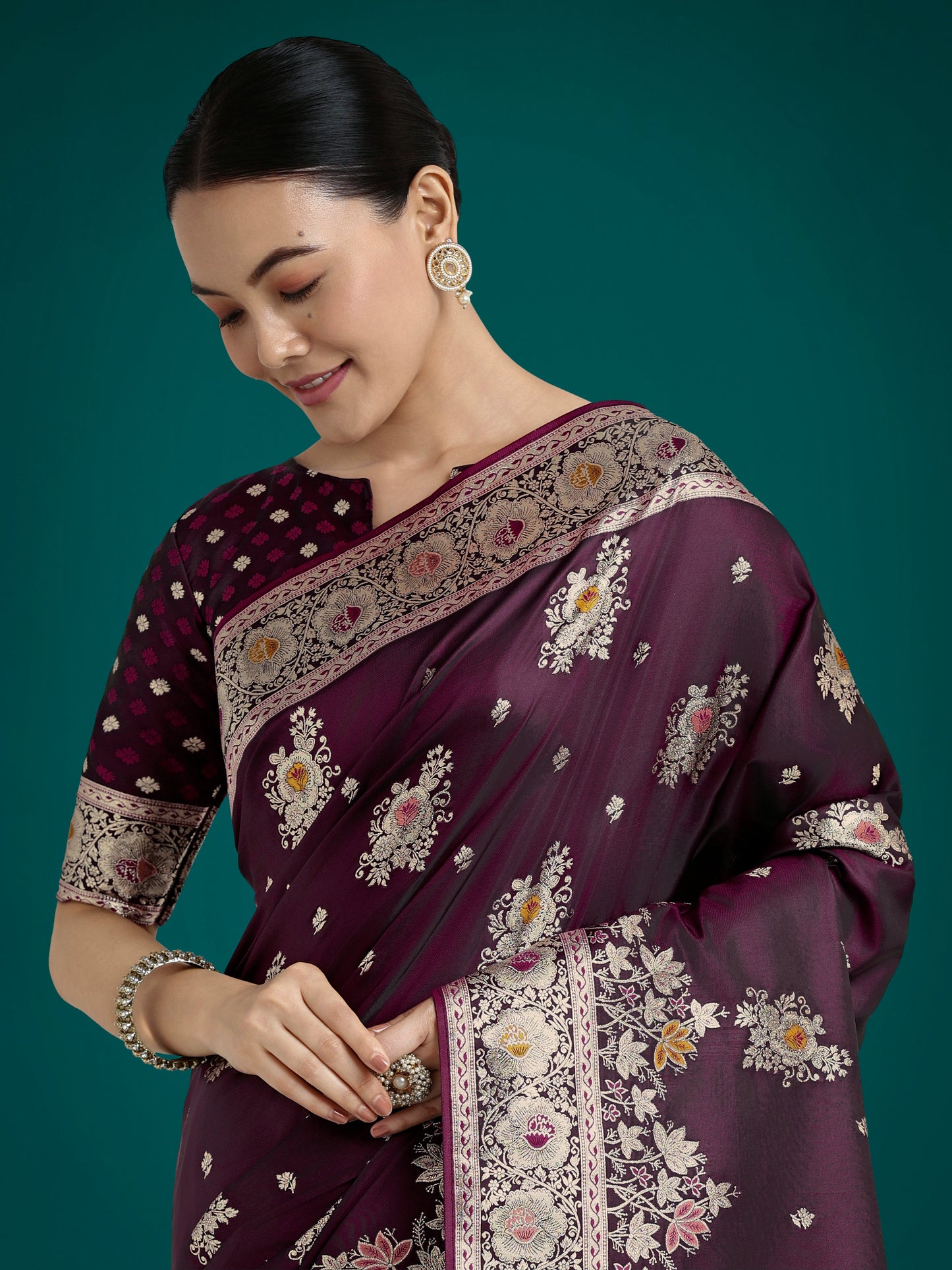 Monjolika Fashion Dark Wine Glamour and Tradition With This Zari Woven Banarasi Satin Silk Saree | Swadesiicart
