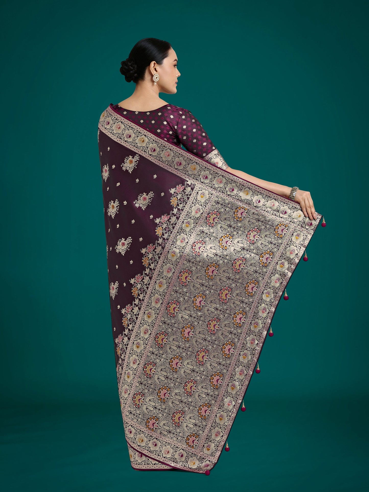 Monjolika Fashion Dark Wine Glamour and Tradition With This Zari Woven Banarasi Satin Silk Saree | Swadesiicart