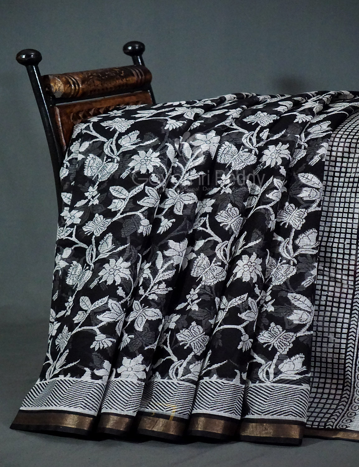 Black And White Colour Block Print Pure Kota Cotton Saree By Gayathri Reddy Designer Studio | Swadesiicart