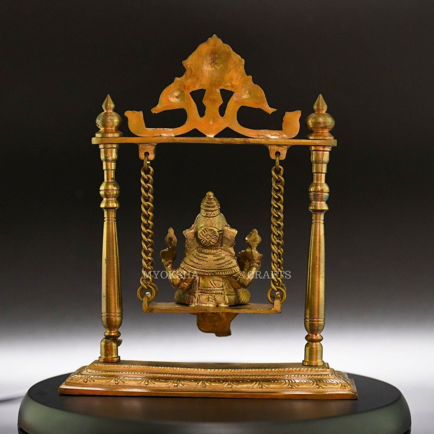 Jhula Ganesha Idols - An Emblem of Divine Blessings for Homes - 3