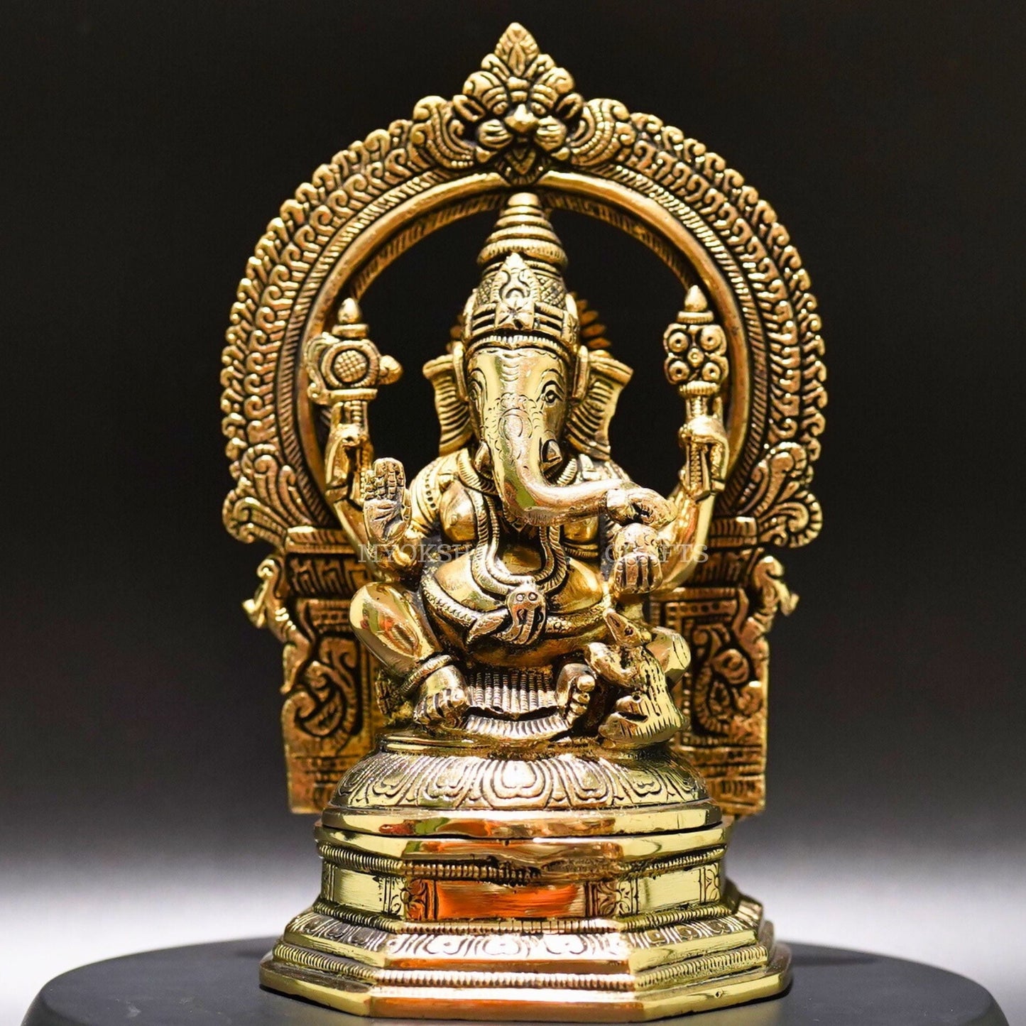 Brass Ganesha Idol - Divine Remover of Obstacles and Bestower of Fortune - 1