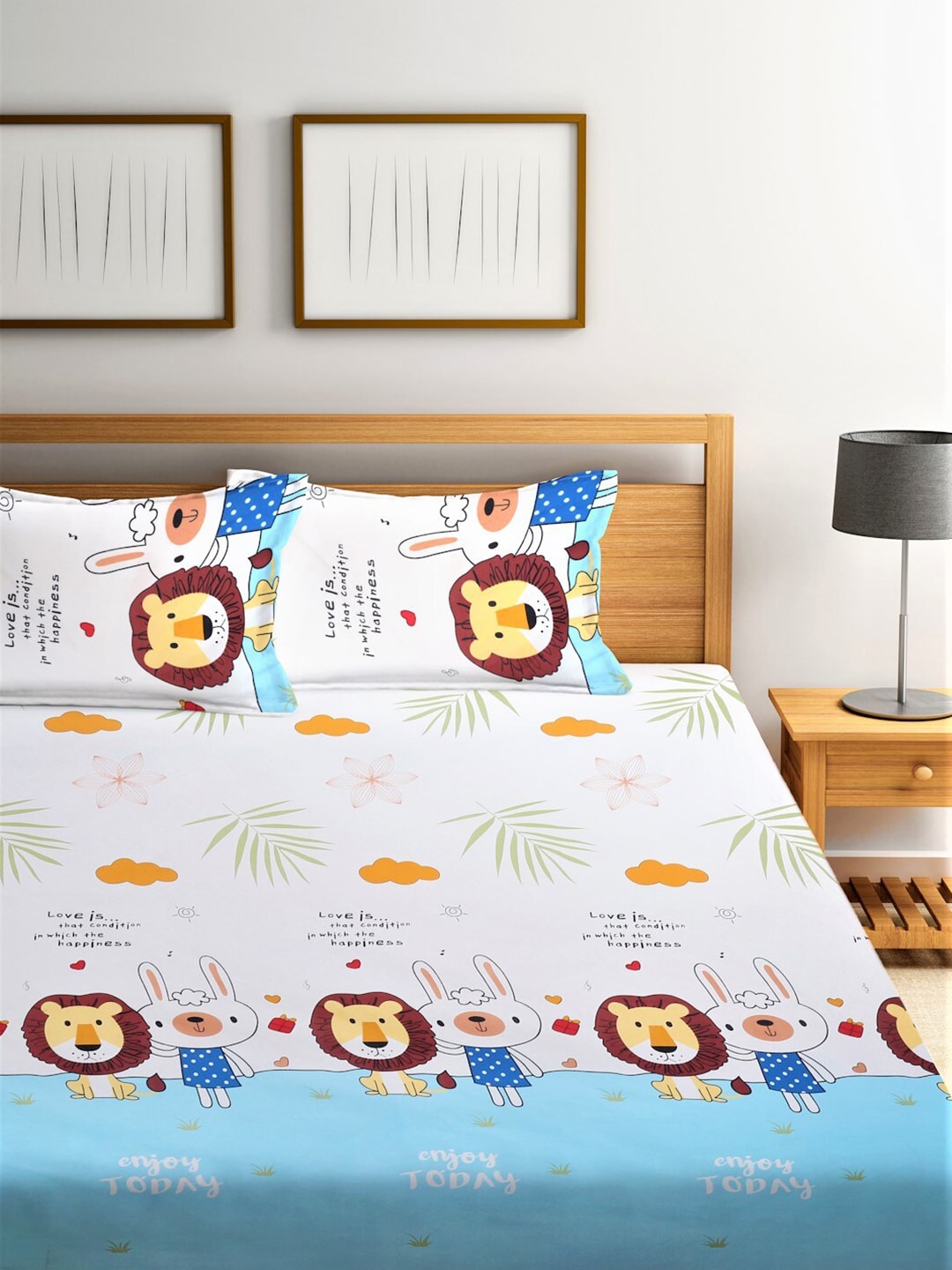 Home Sizzler White & Blue Printed 210 TC Double Bedsheet With 2 Pillow Covers - Swadesiicart