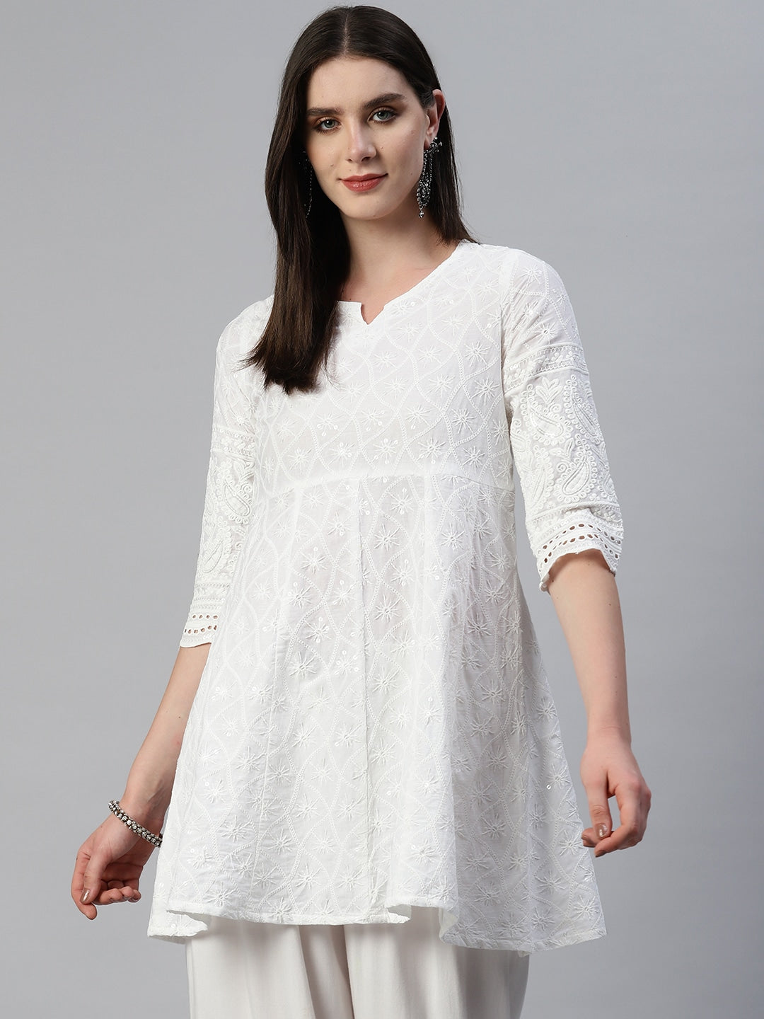 Kalini Floral Embroidered Chikankari Cotton Kurta | Swadesiicart